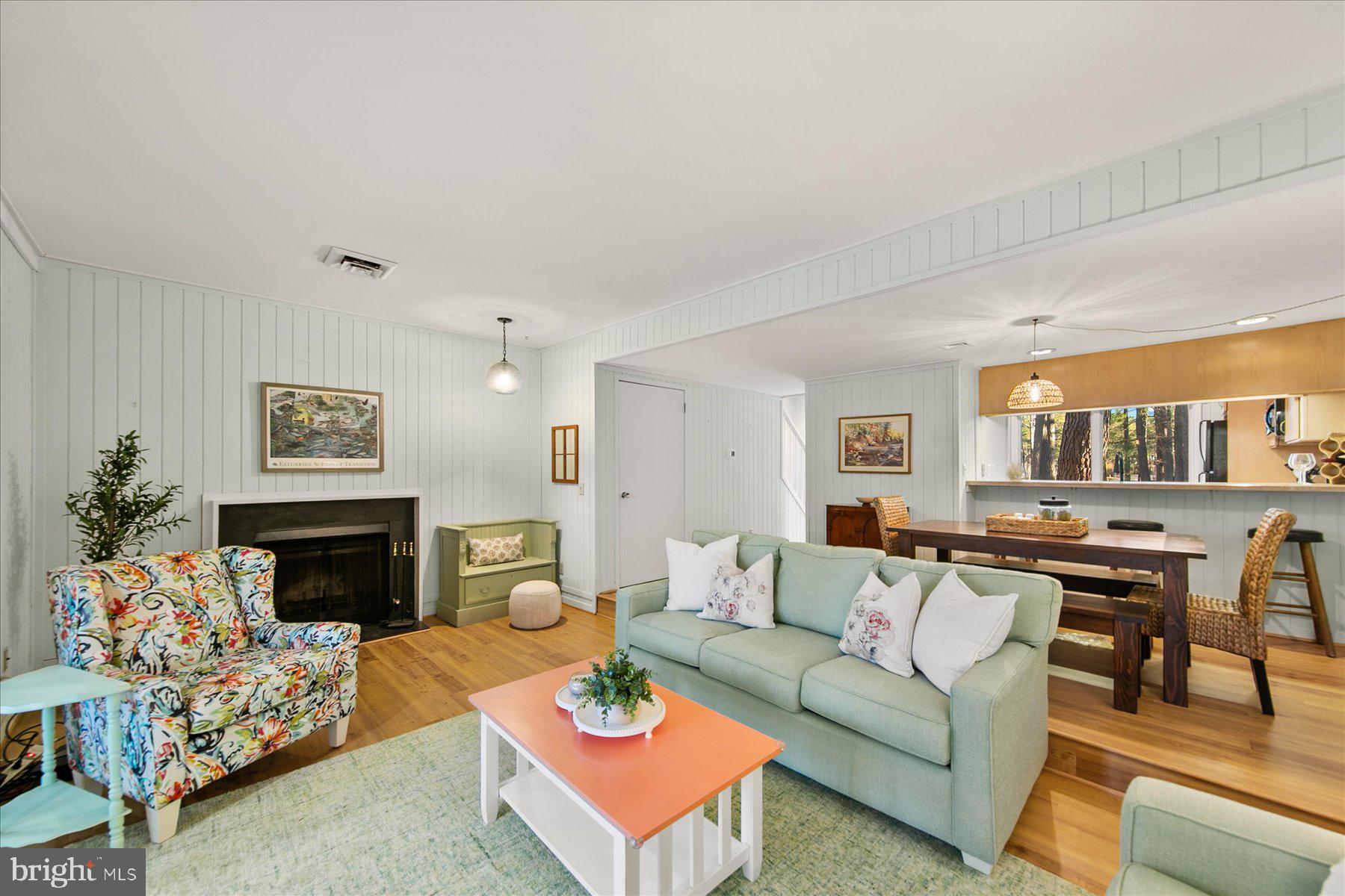 VILLAS OF BETHANY WEST - Residential