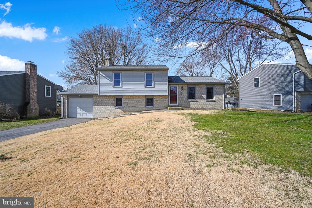 Photo of 458 AMESBURY RD, LANCASTER, PA 17601 (MLS # PALA2031360)