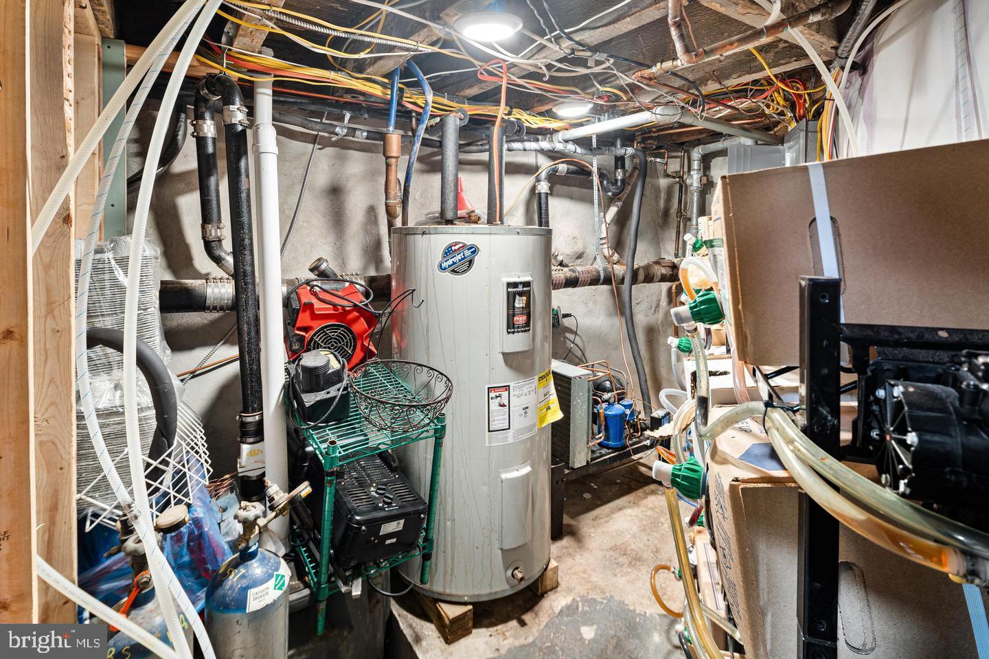 LOWER MOYAMENSING - Commercial Sale