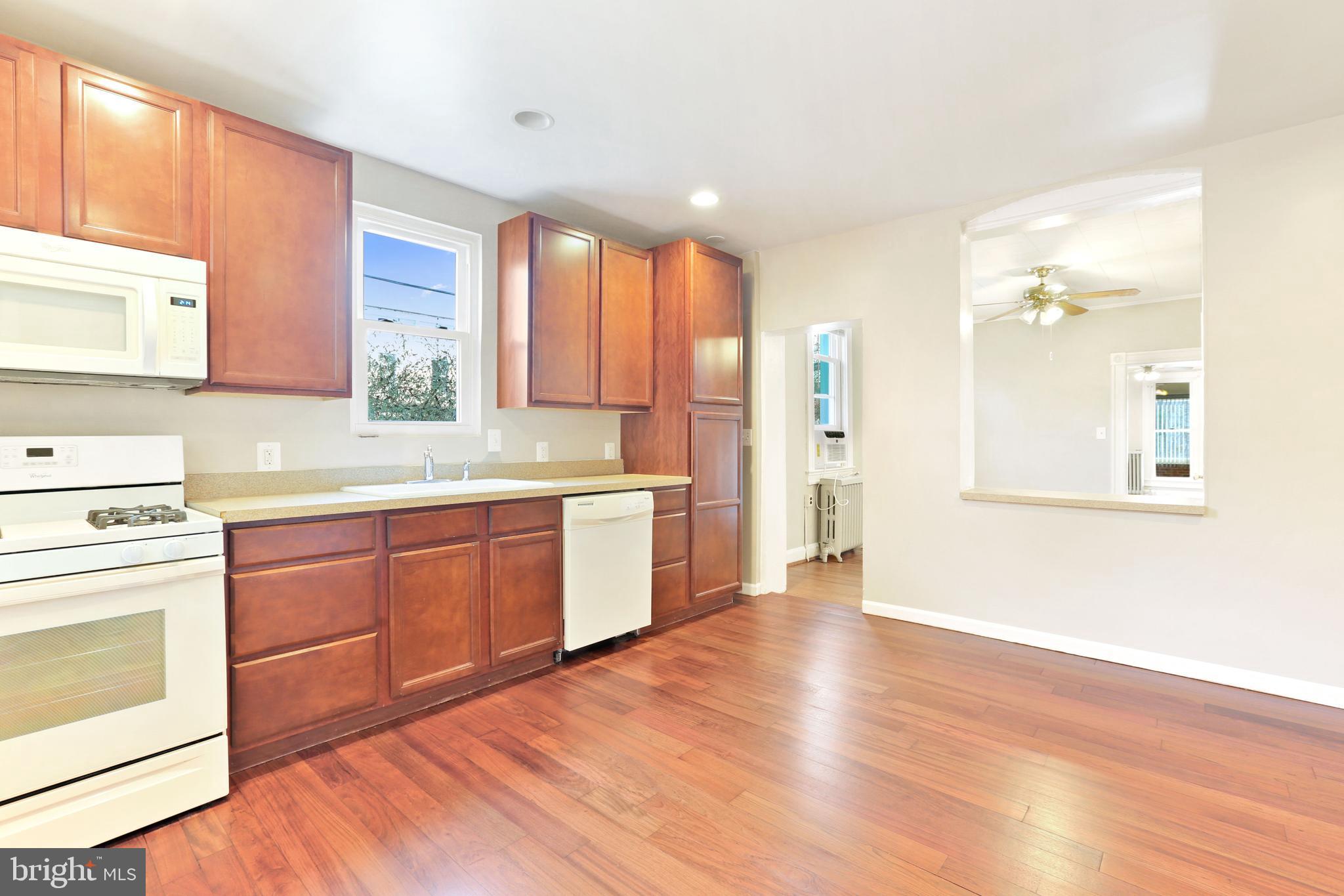 HAMPDEN HISTORIC DISTRICT - Residential