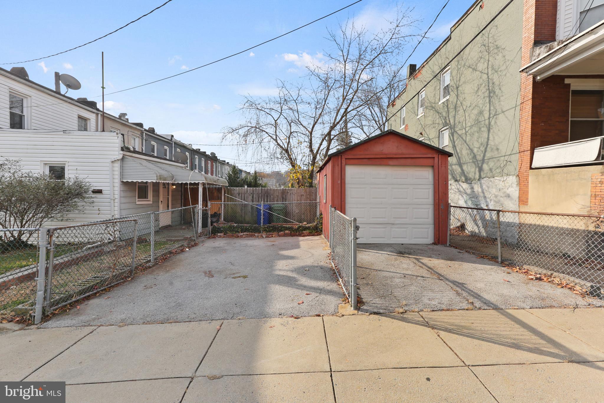 HAMPDEN HISTORIC DISTRICT - Residential