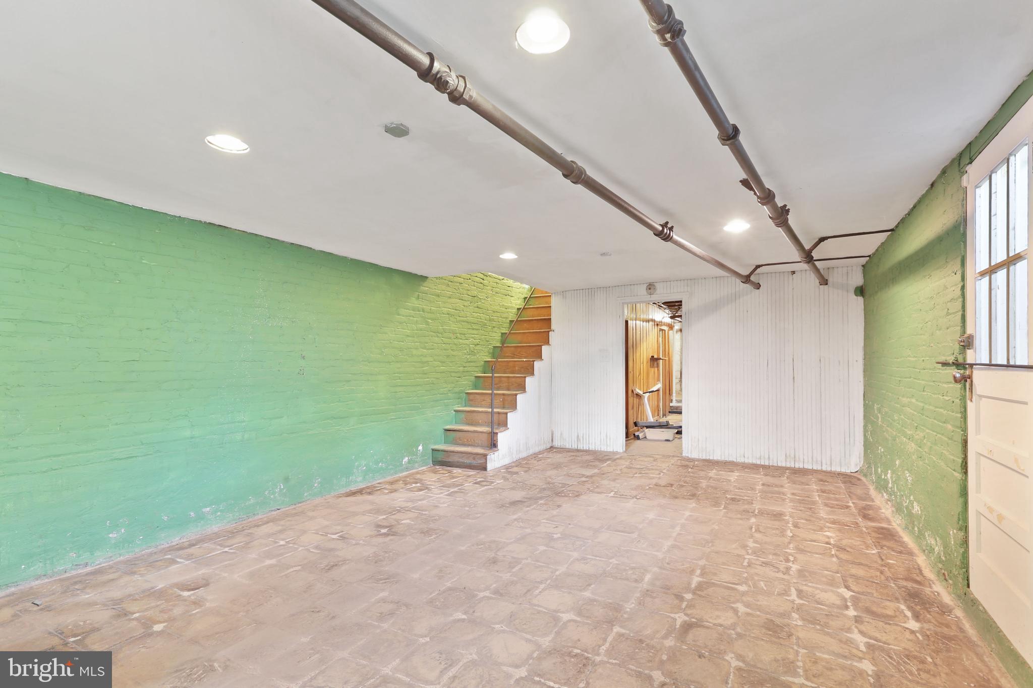 HAMPDEN HISTORIC DISTRICT - Residential