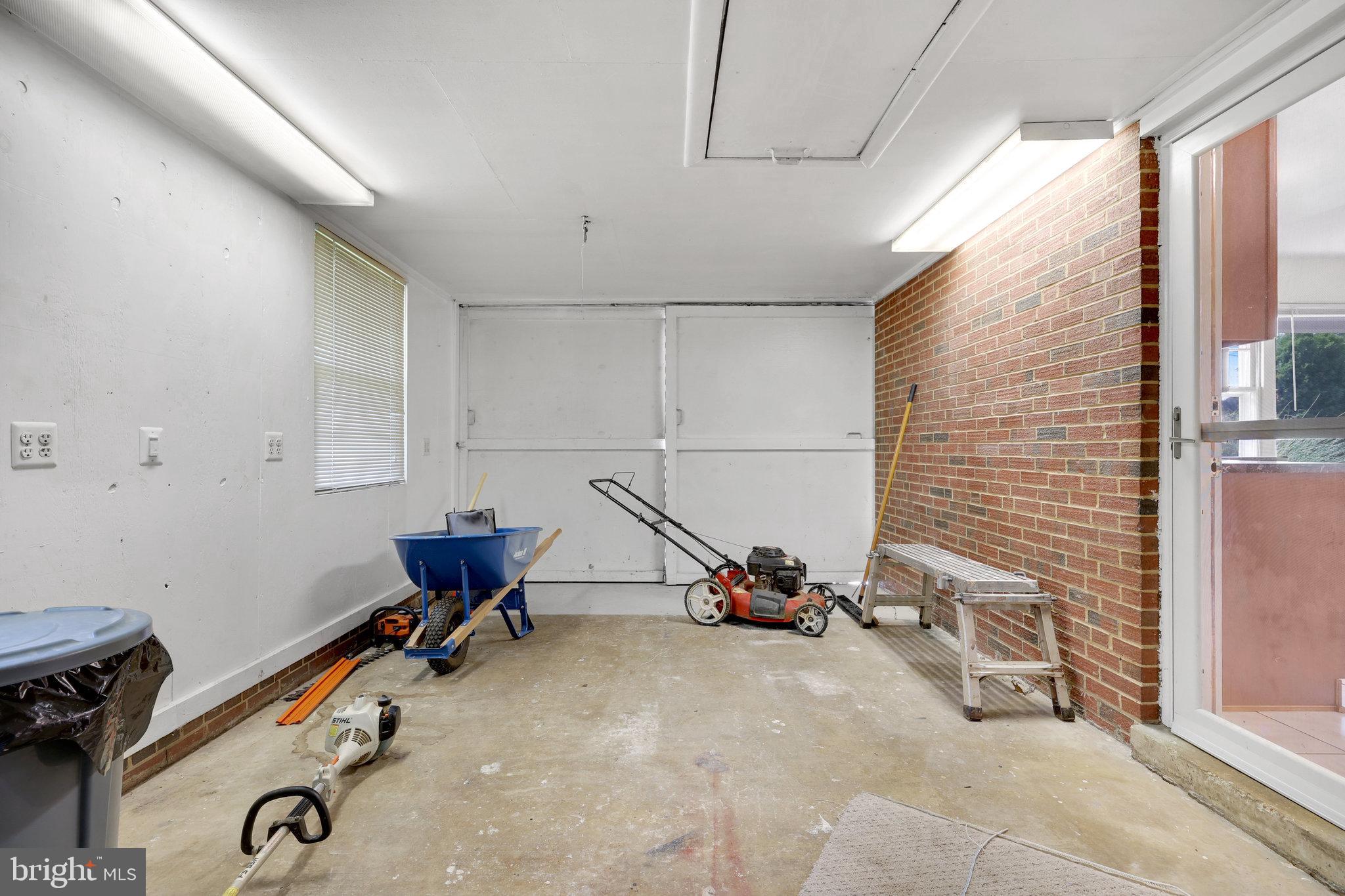 RAVENSWORTH - Residential