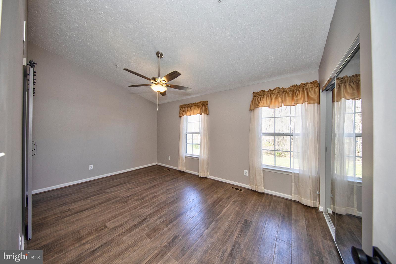 WOODLAND GREEN - Residential