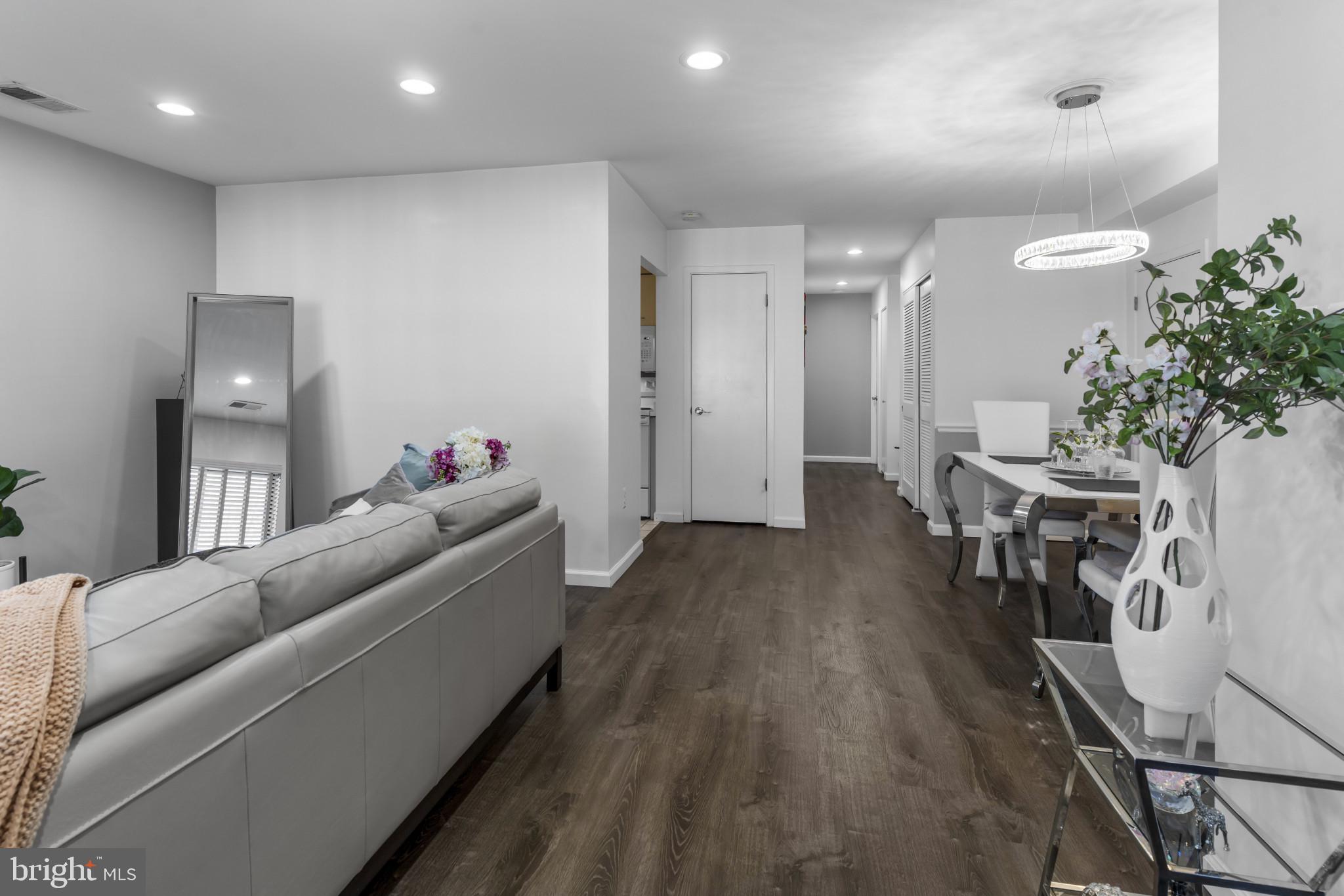 BEDFORD COMMONS - Residential