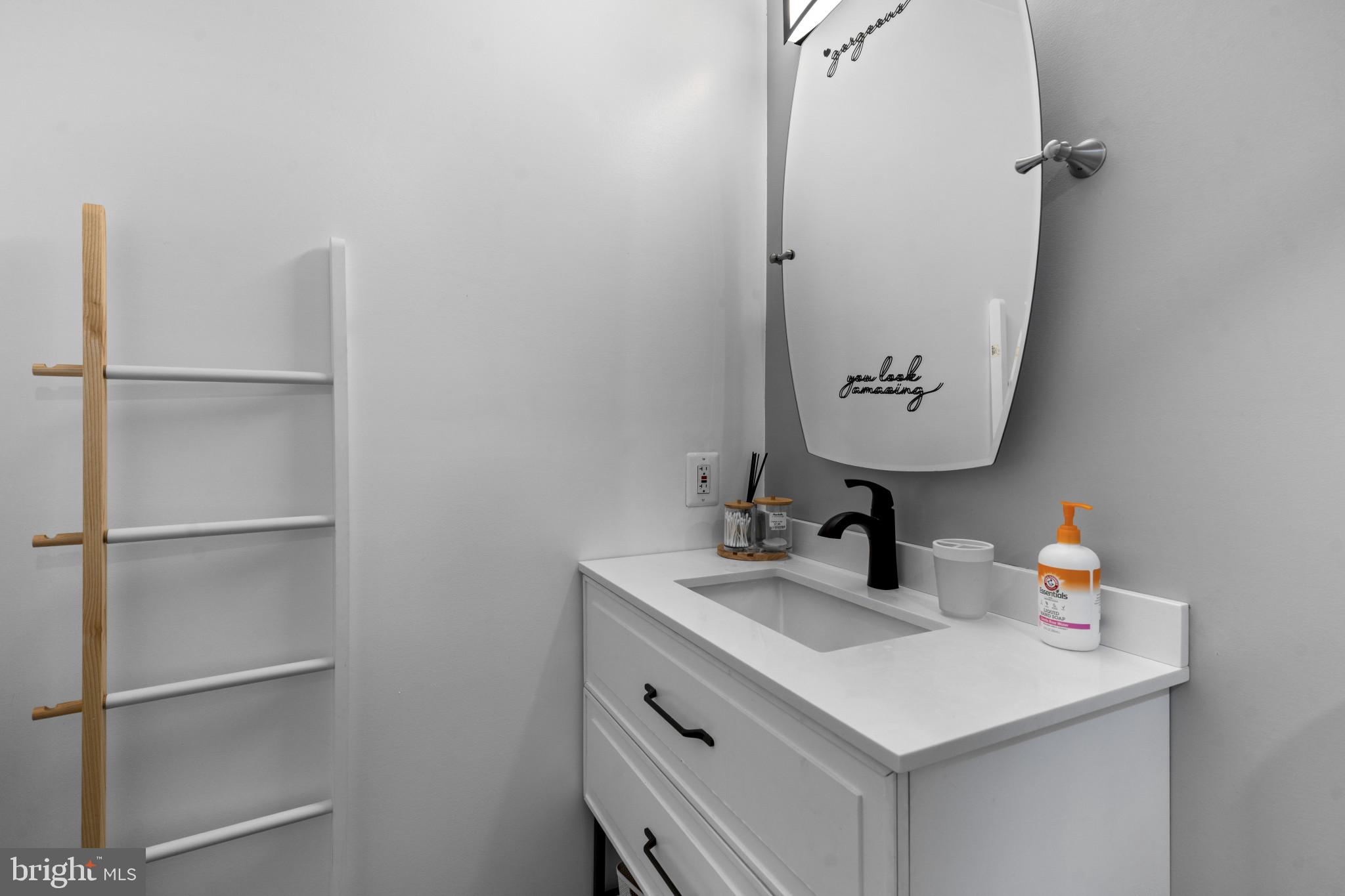 BEDFORD COMMONS - Residential