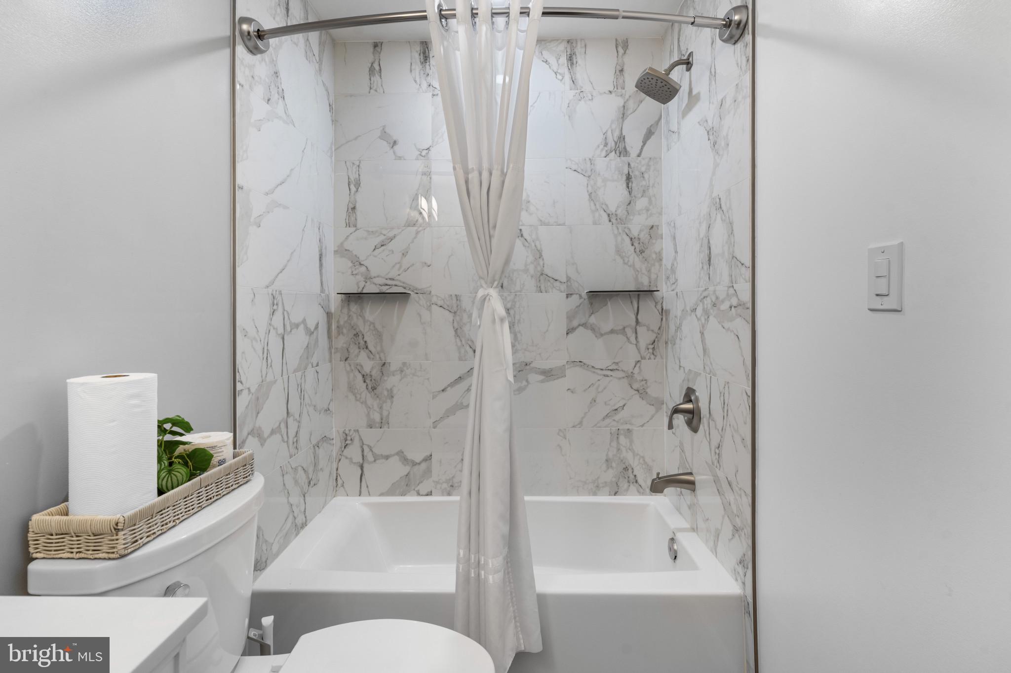 BEDFORD COMMONS - Residential