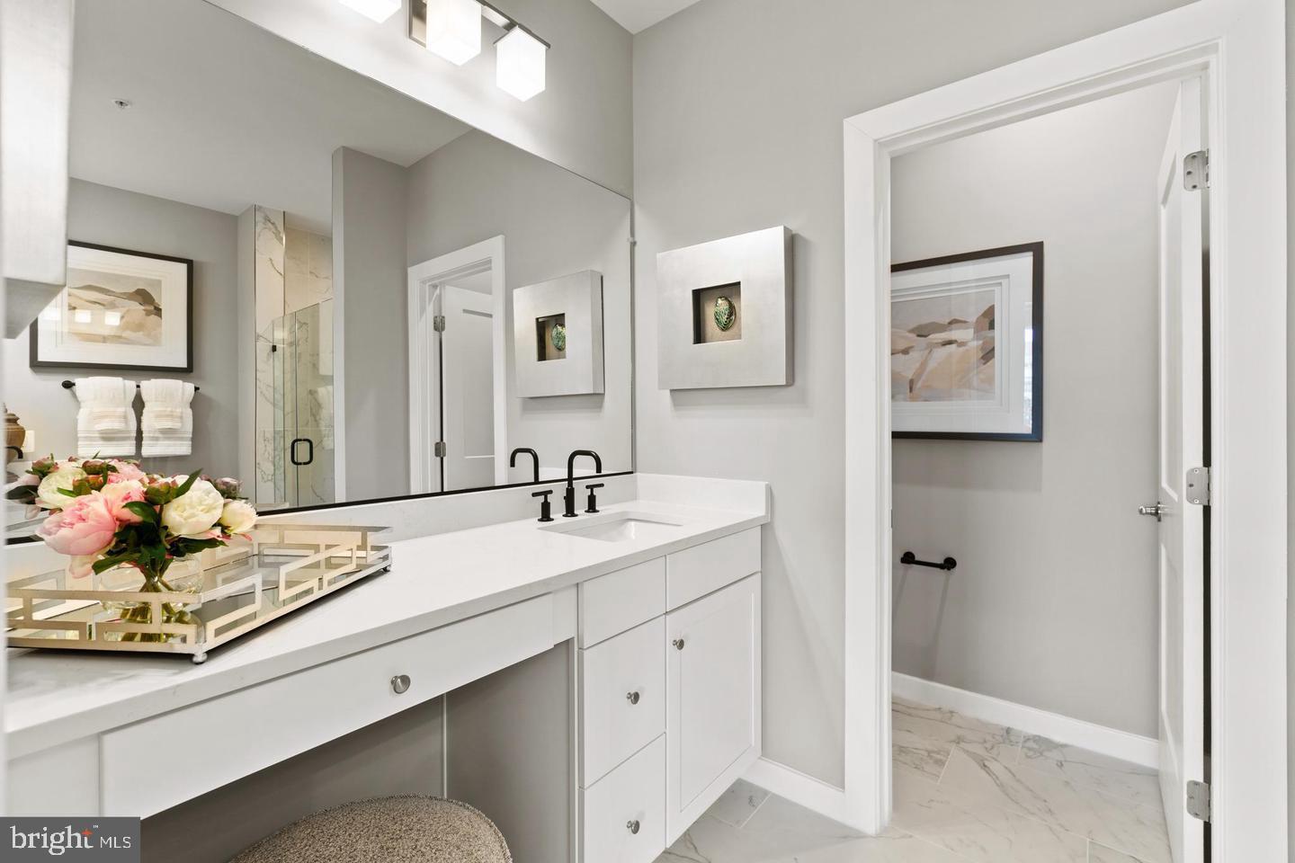 LIBERTY PARK - Residential Lease