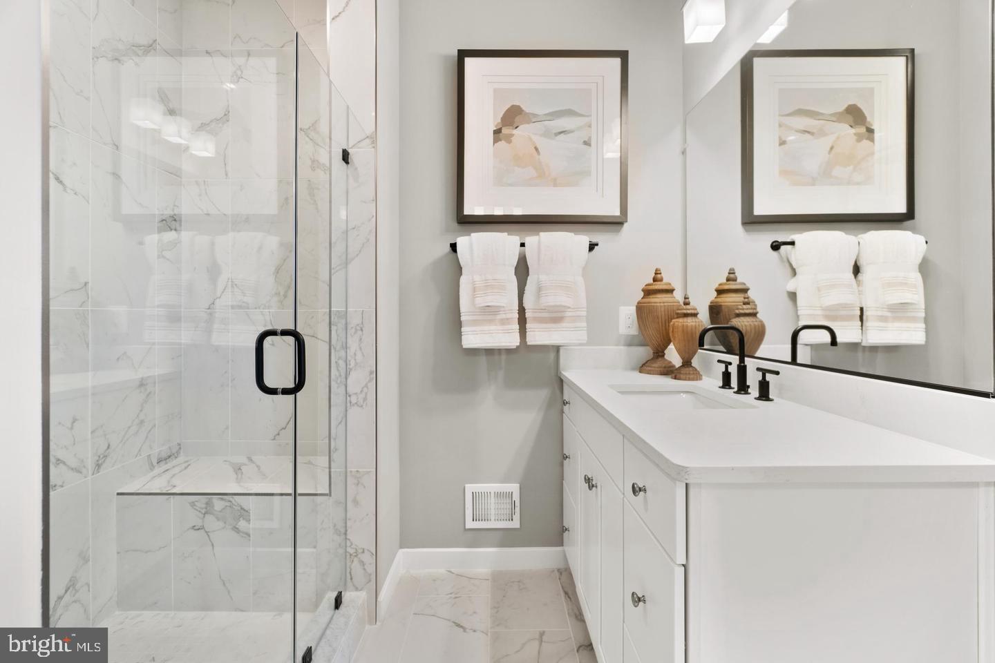 LIBERTY PARK - Residential Lease