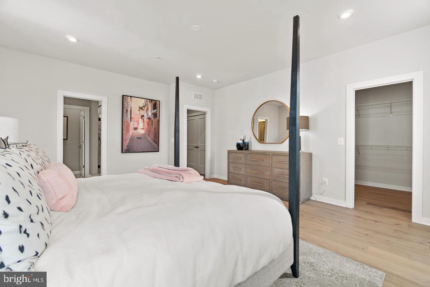 LIBERTY PARK - Residential Lease