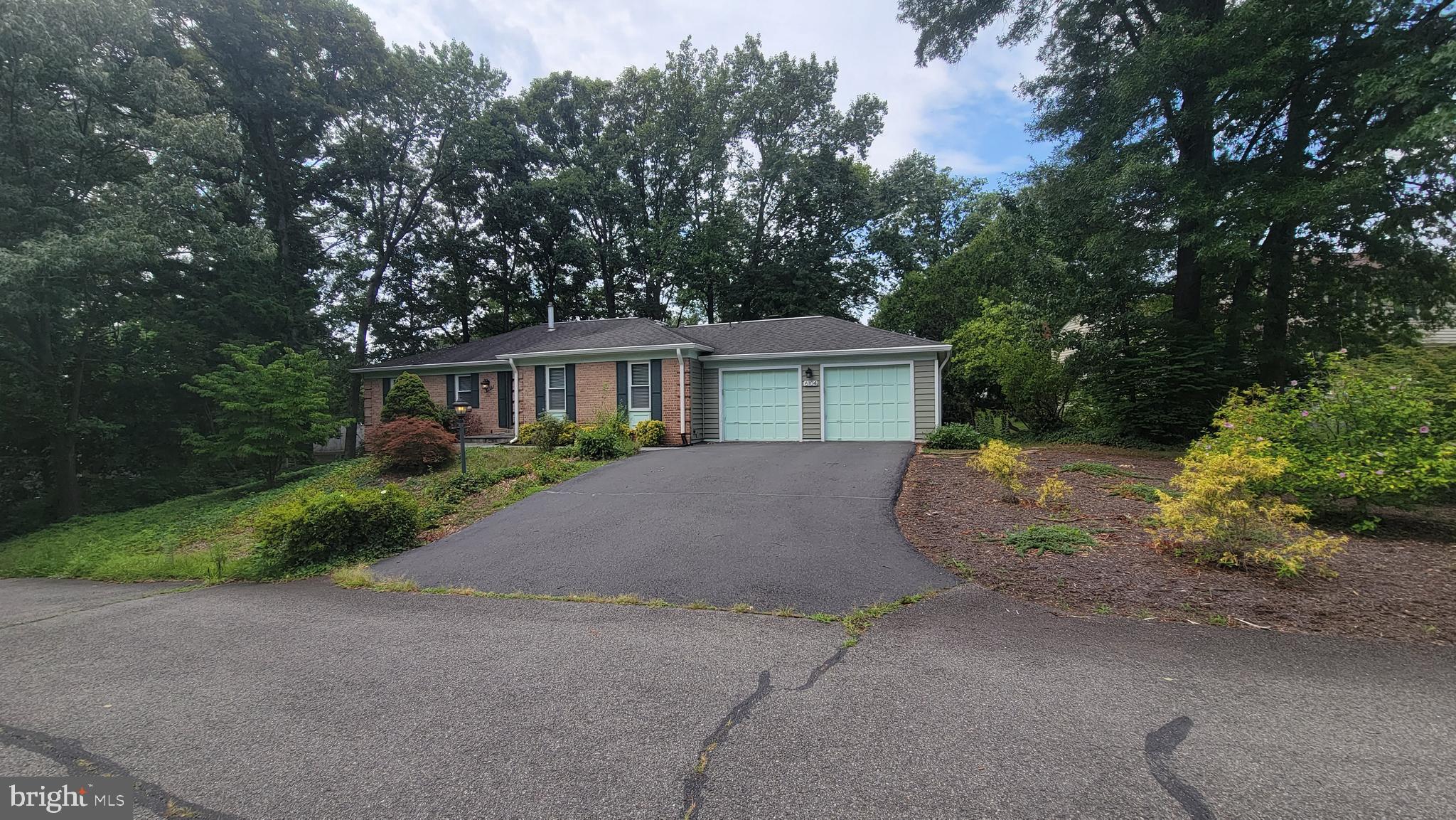 6104 JUNEBERRY COURT