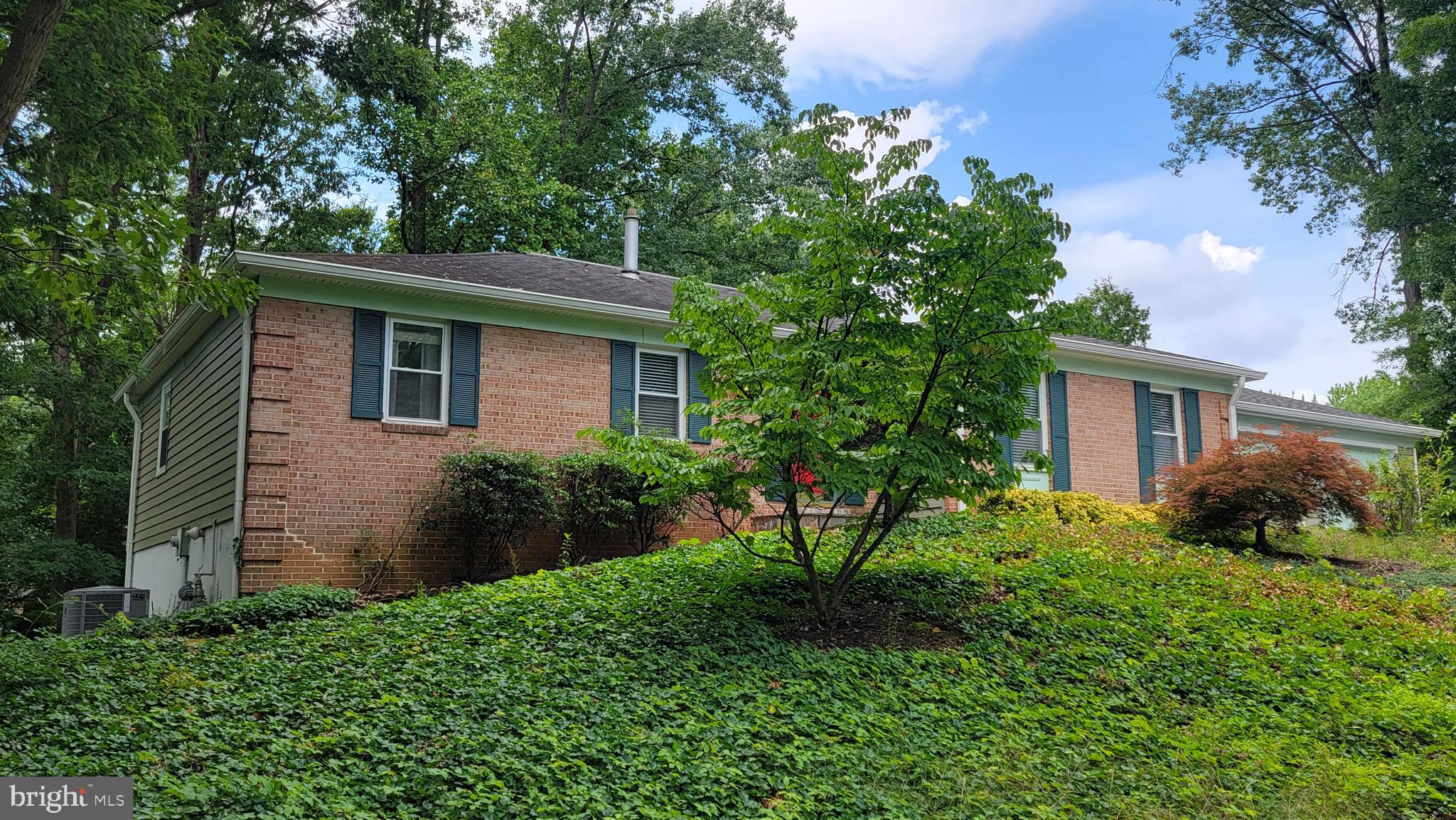 6104 JUNEBERRY COURT