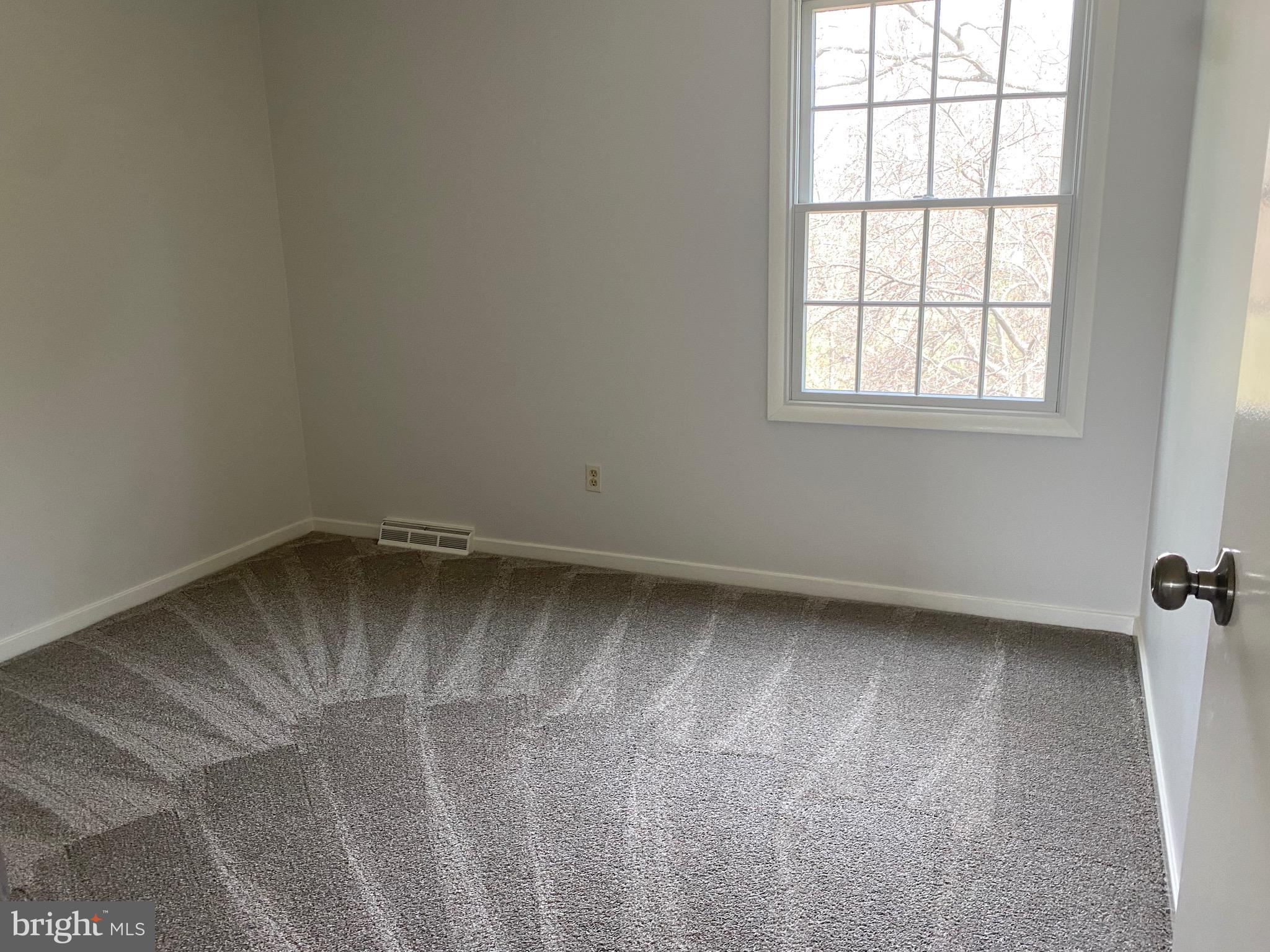 THUNDER HILL - Residential Lease