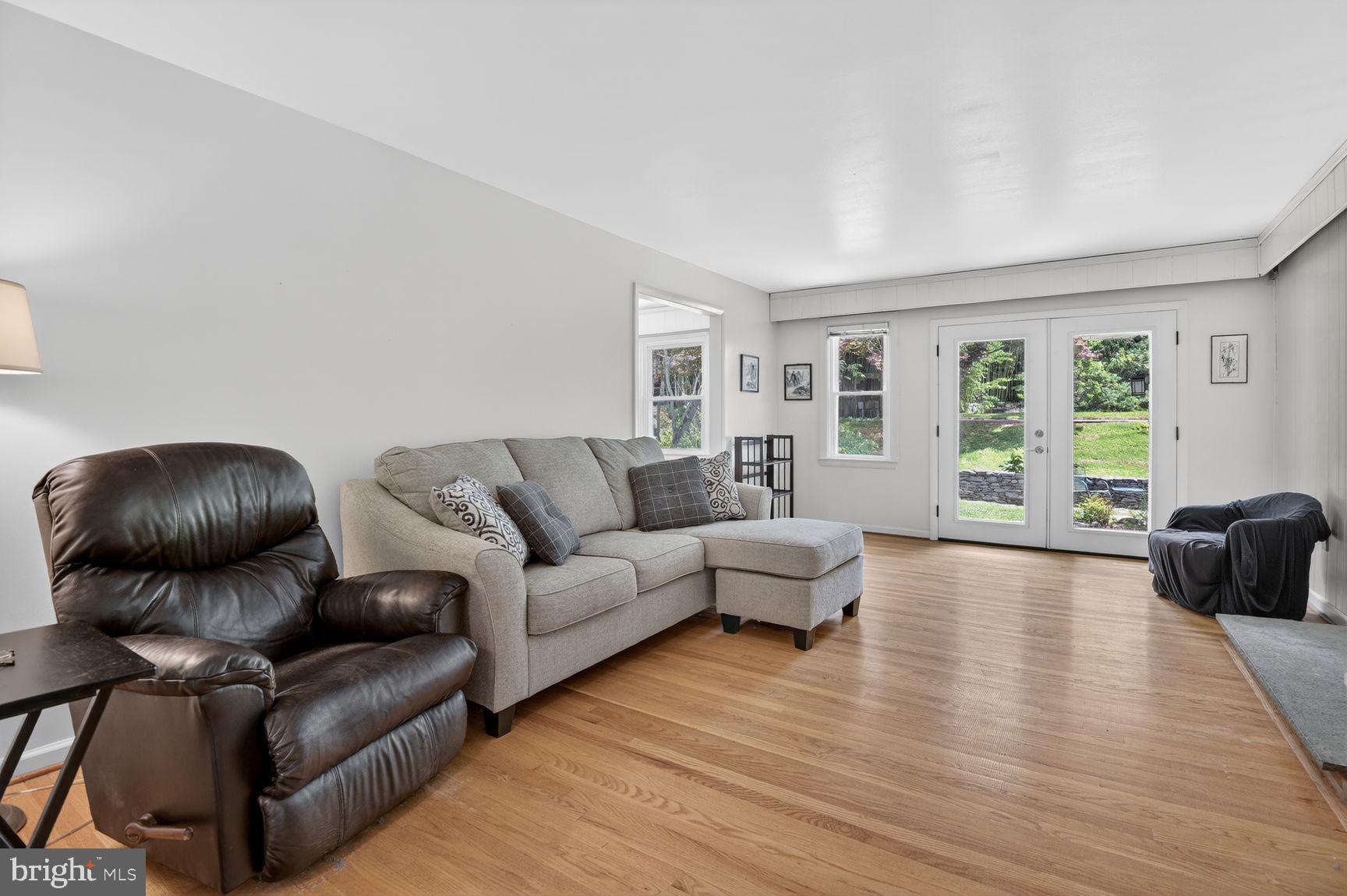 ANCIENT OAK - Residential