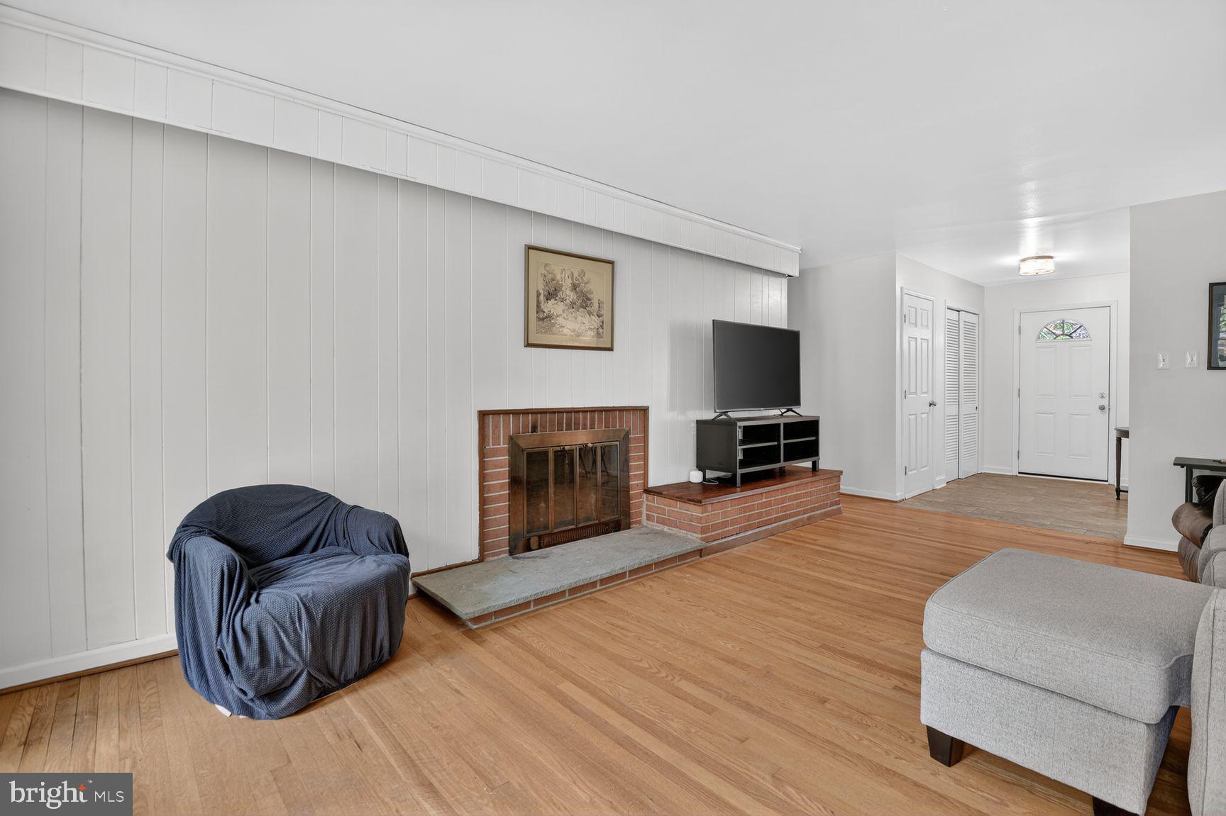 ANCIENT OAK - Residential
