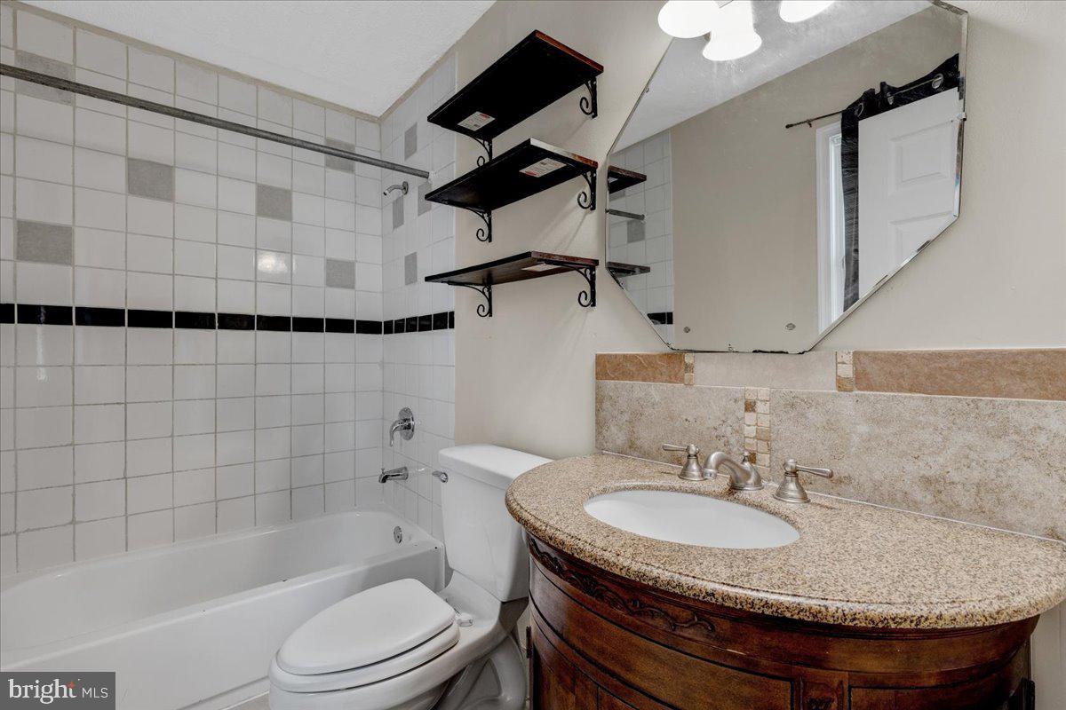 CAPITOL HEIGHTS - Residential