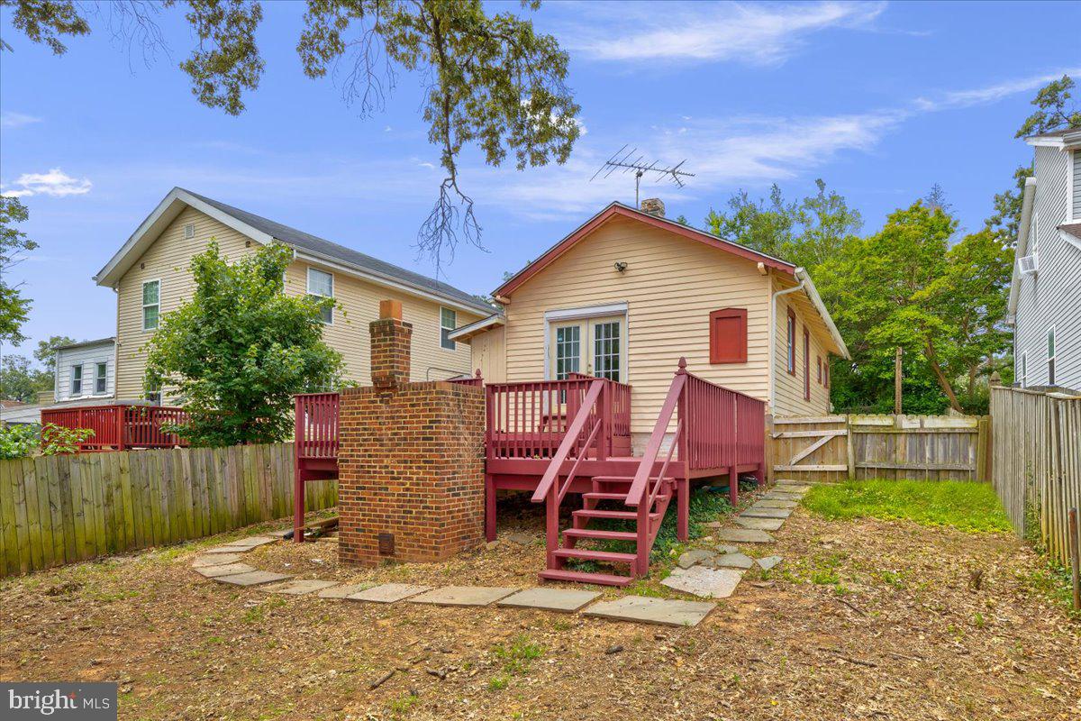 CAPITOL HEIGHTS - Residential