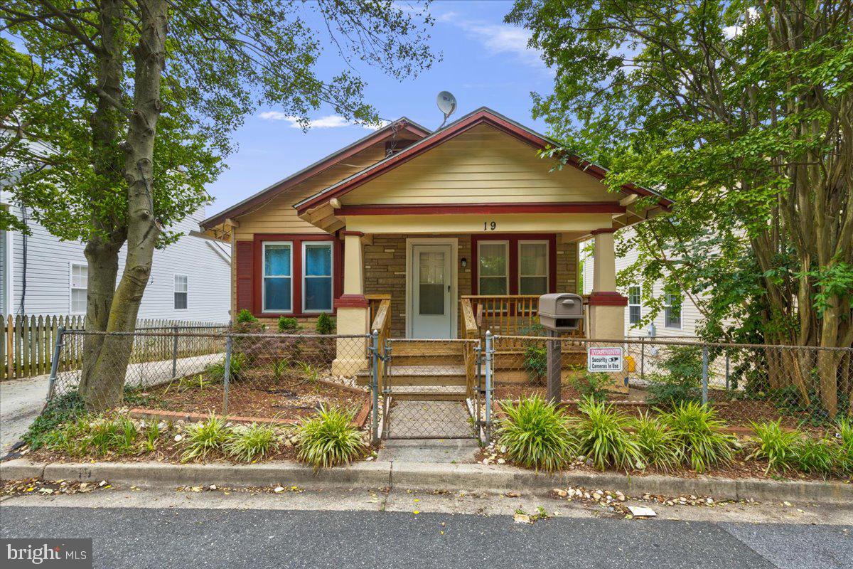 CAPITOL HEIGHTS - Residential