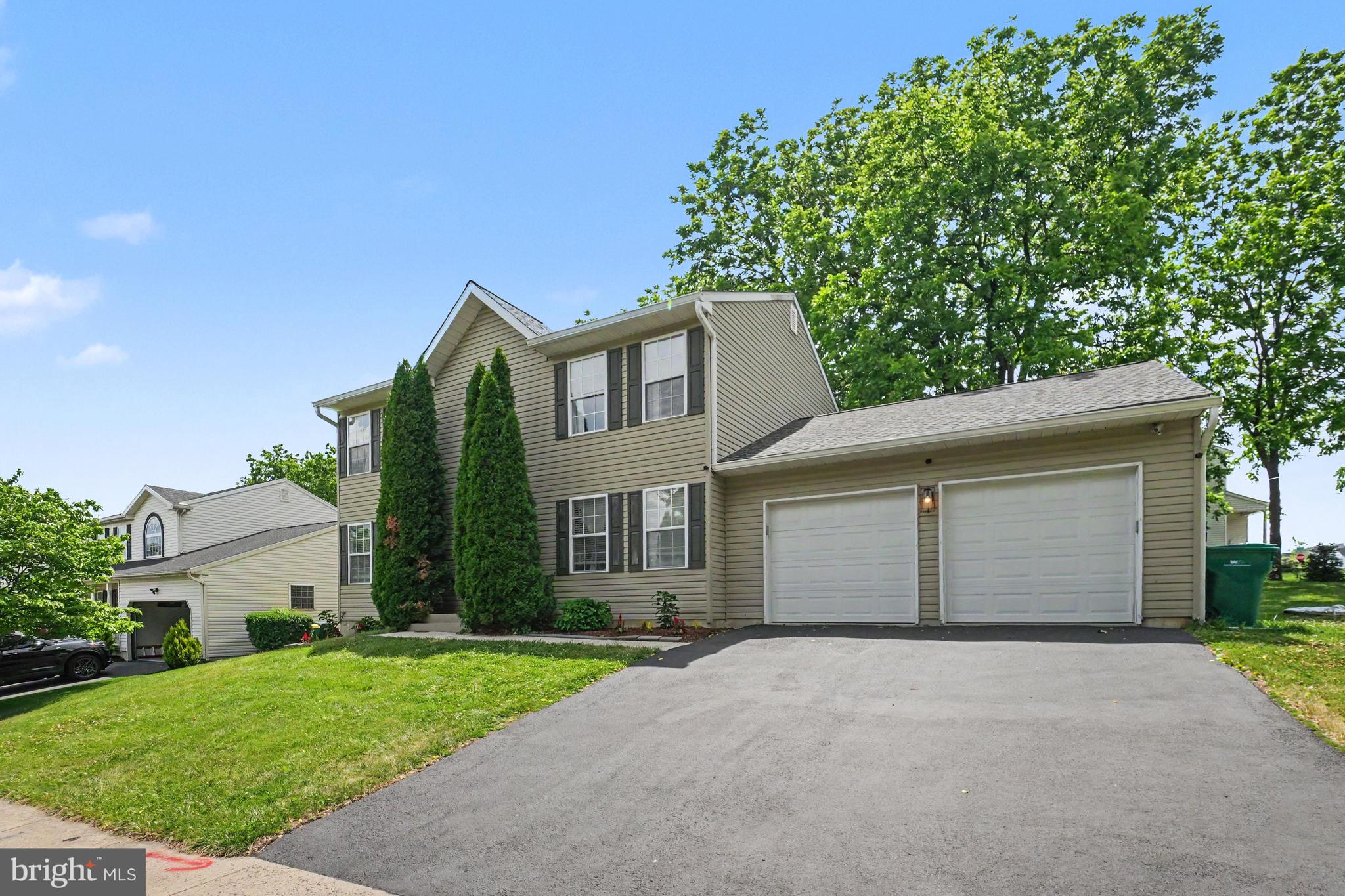 109 JAMES PLACE