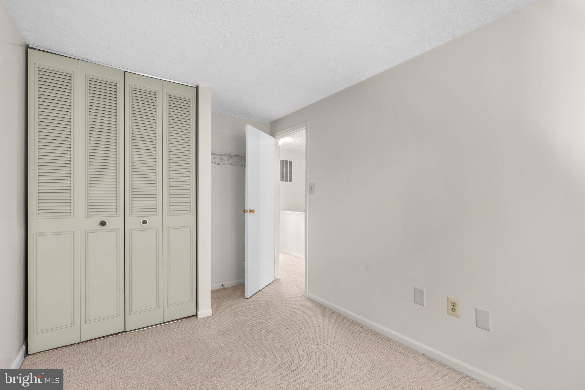 VILLAGE OF HICKORY RIDGE - Residential