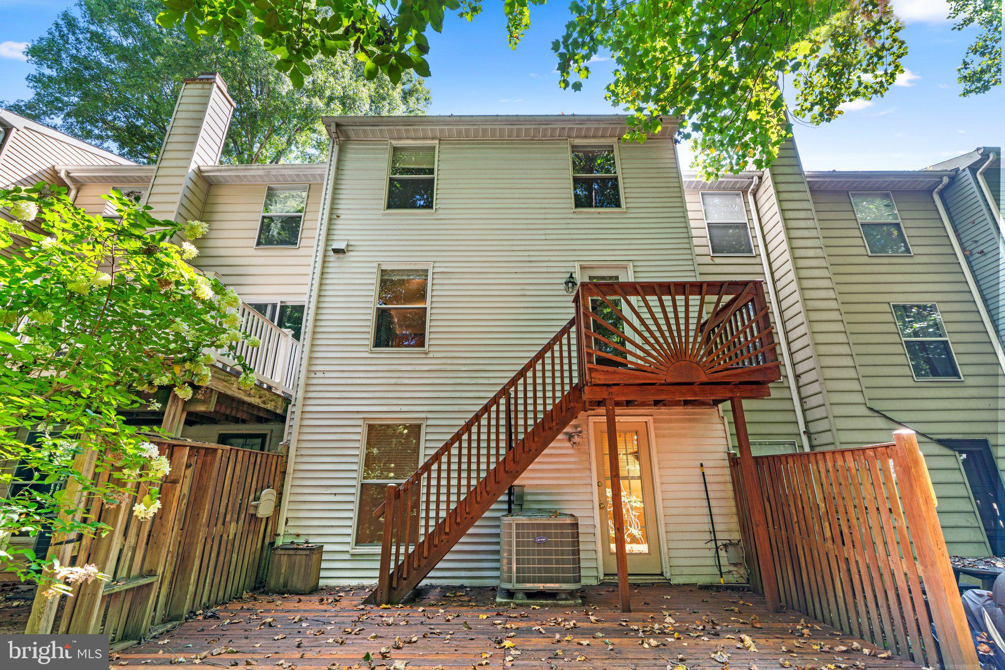 VILLAGE OF HICKORY RIDGE - Residential