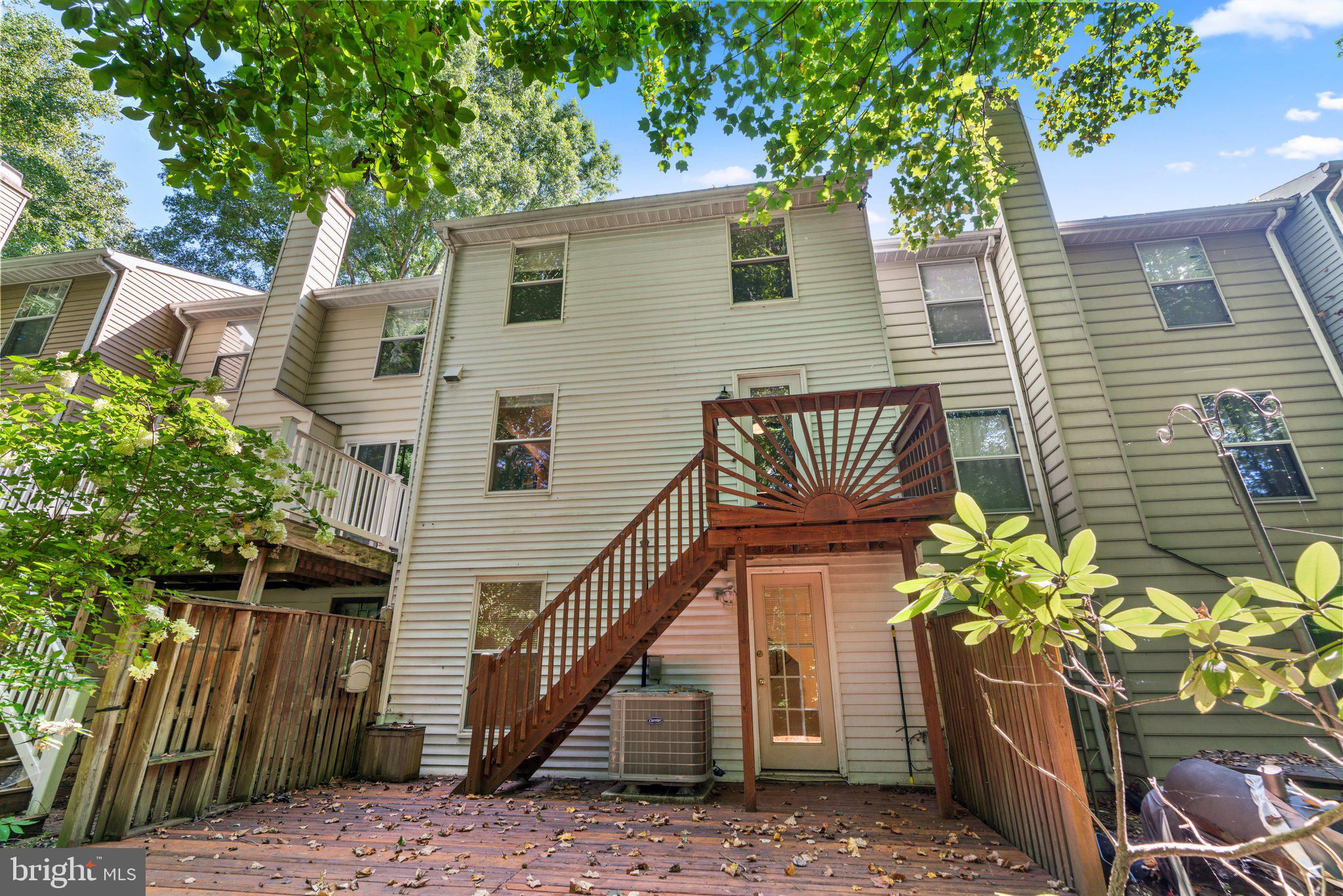 VILLAGE OF HICKORY RIDGE - Residential