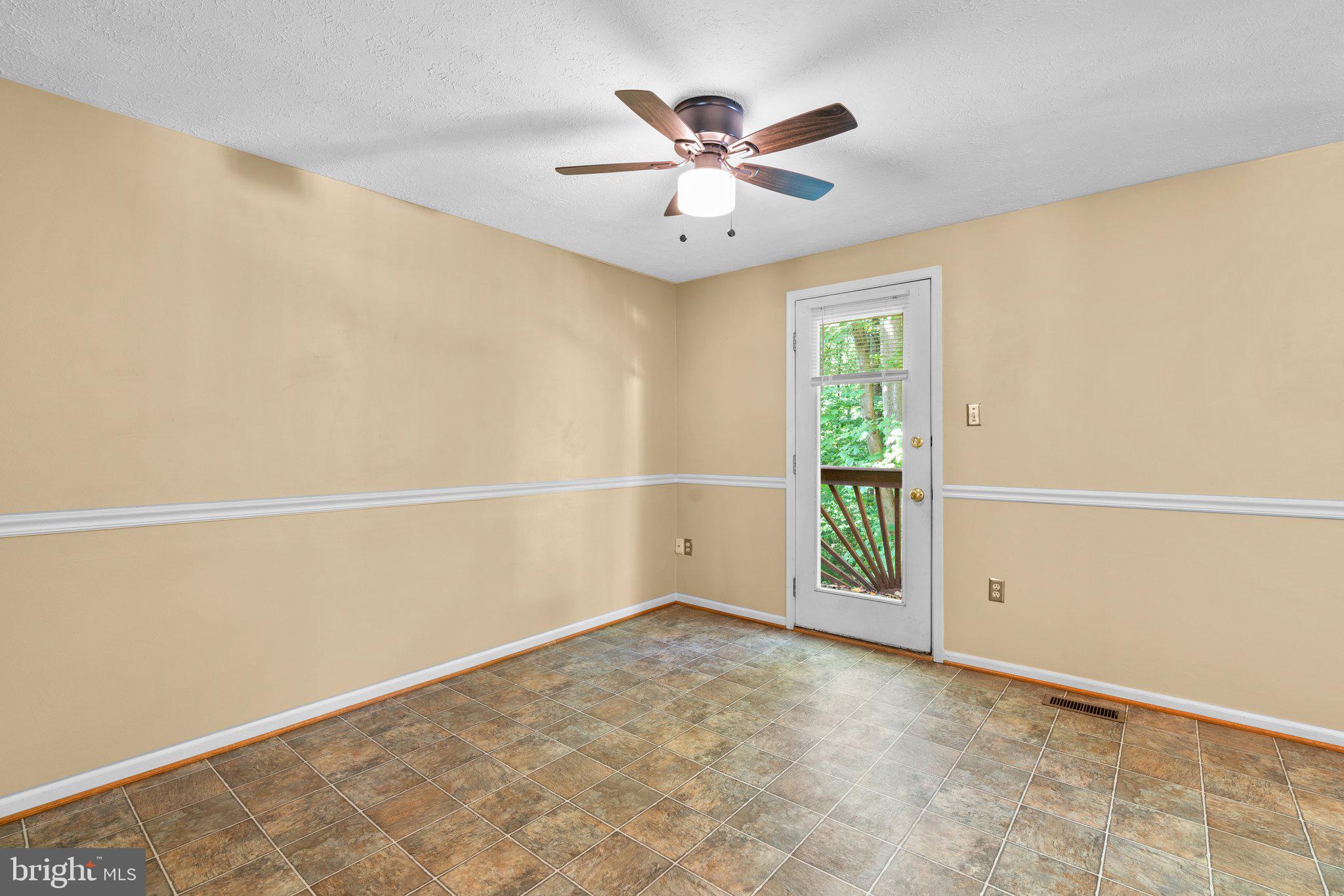 VILLAGE OF HICKORY RIDGE - Residential