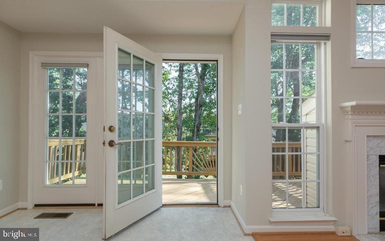 METRO PLACE AT DUNN LORING - Residential Lease