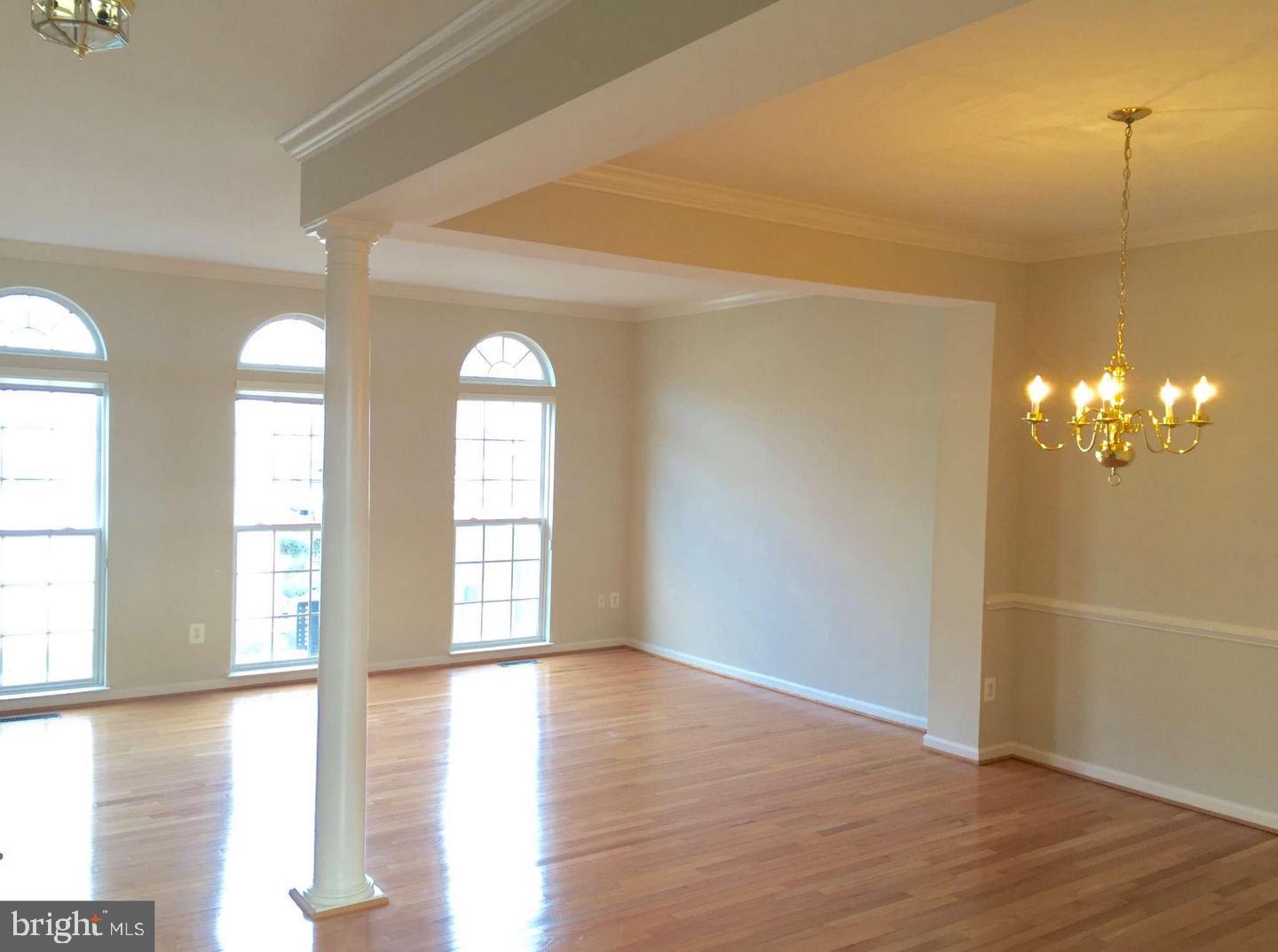 METRO PLACE AT DUNN LORING - Residential Lease