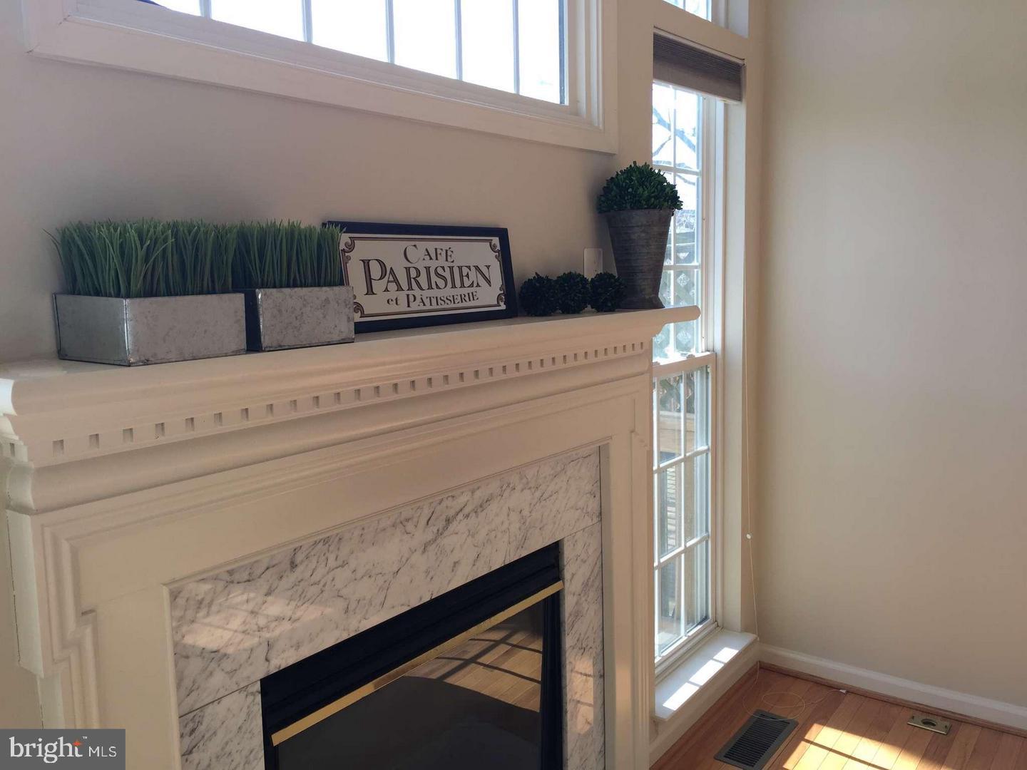 METRO PLACE AT DUNN LORING - Residential Lease