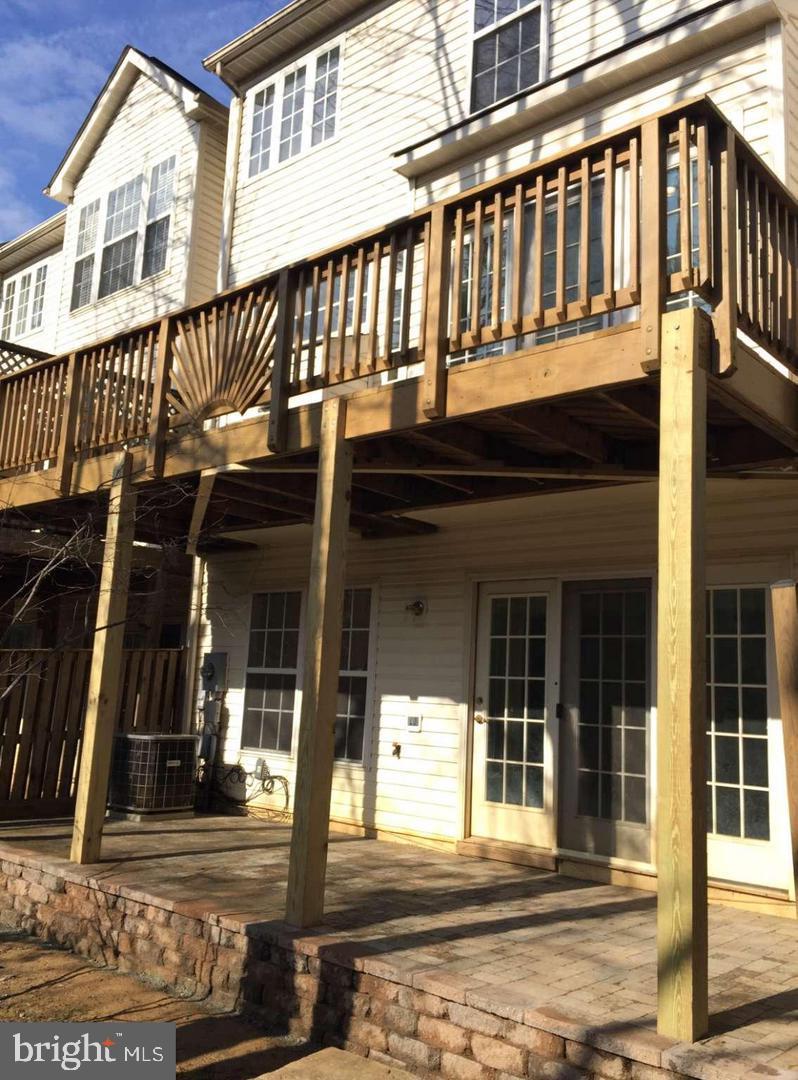 METRO PLACE AT DUNN LORING - Residential Lease