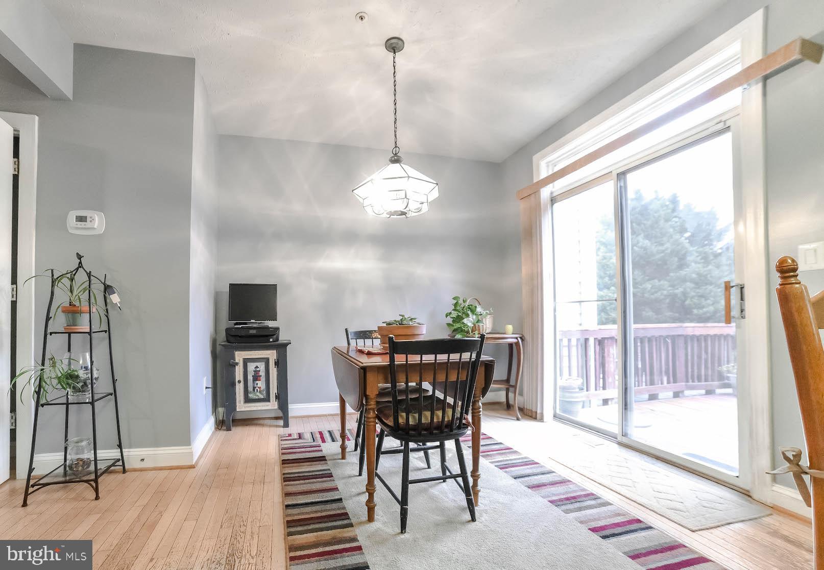 VILLAS ON WATERS EDGE - Residential