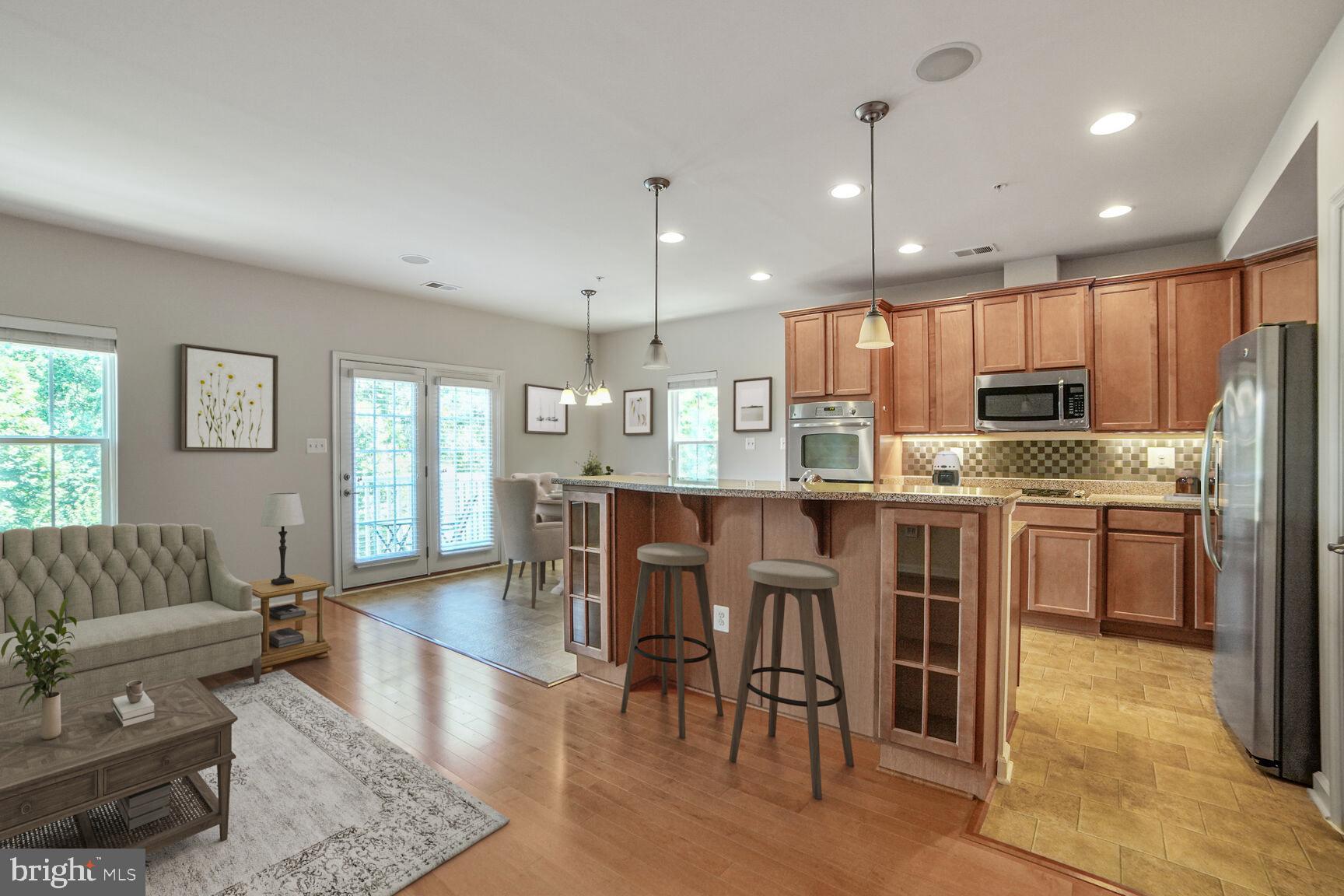 458 EXCHANGE AVENUE 458