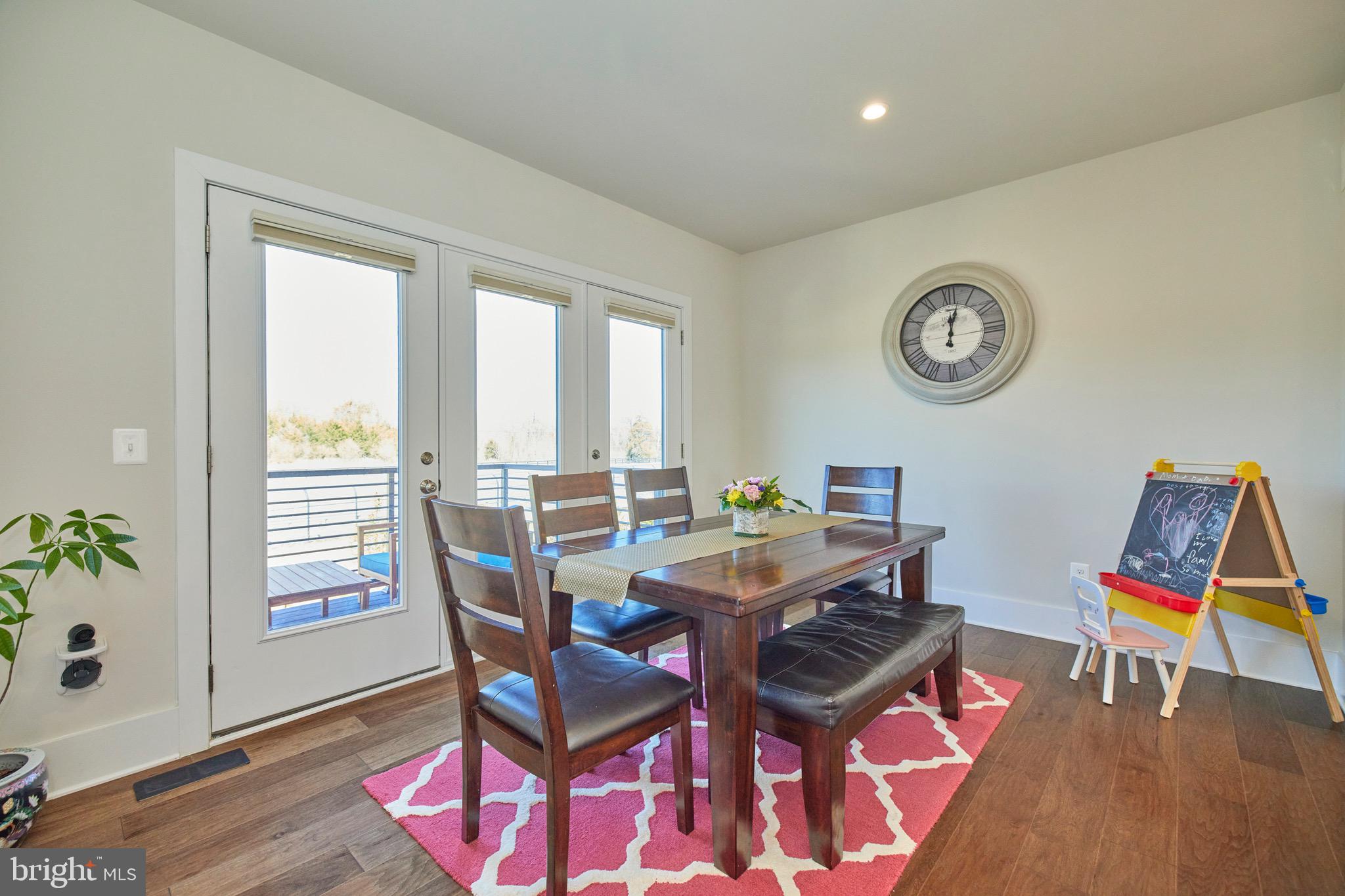 ASHBURN OVERLOOK - Residential Lease