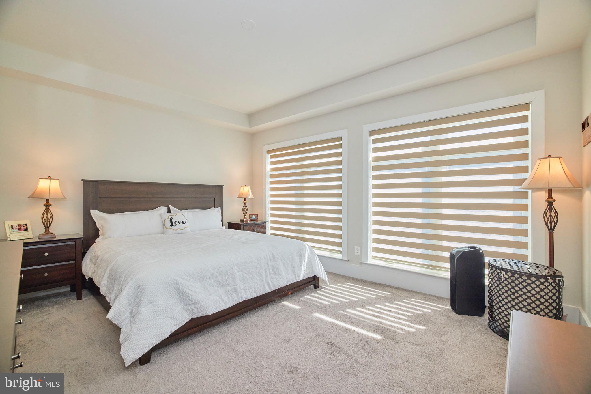 ASHBURN OVERLOOK - Residential Lease