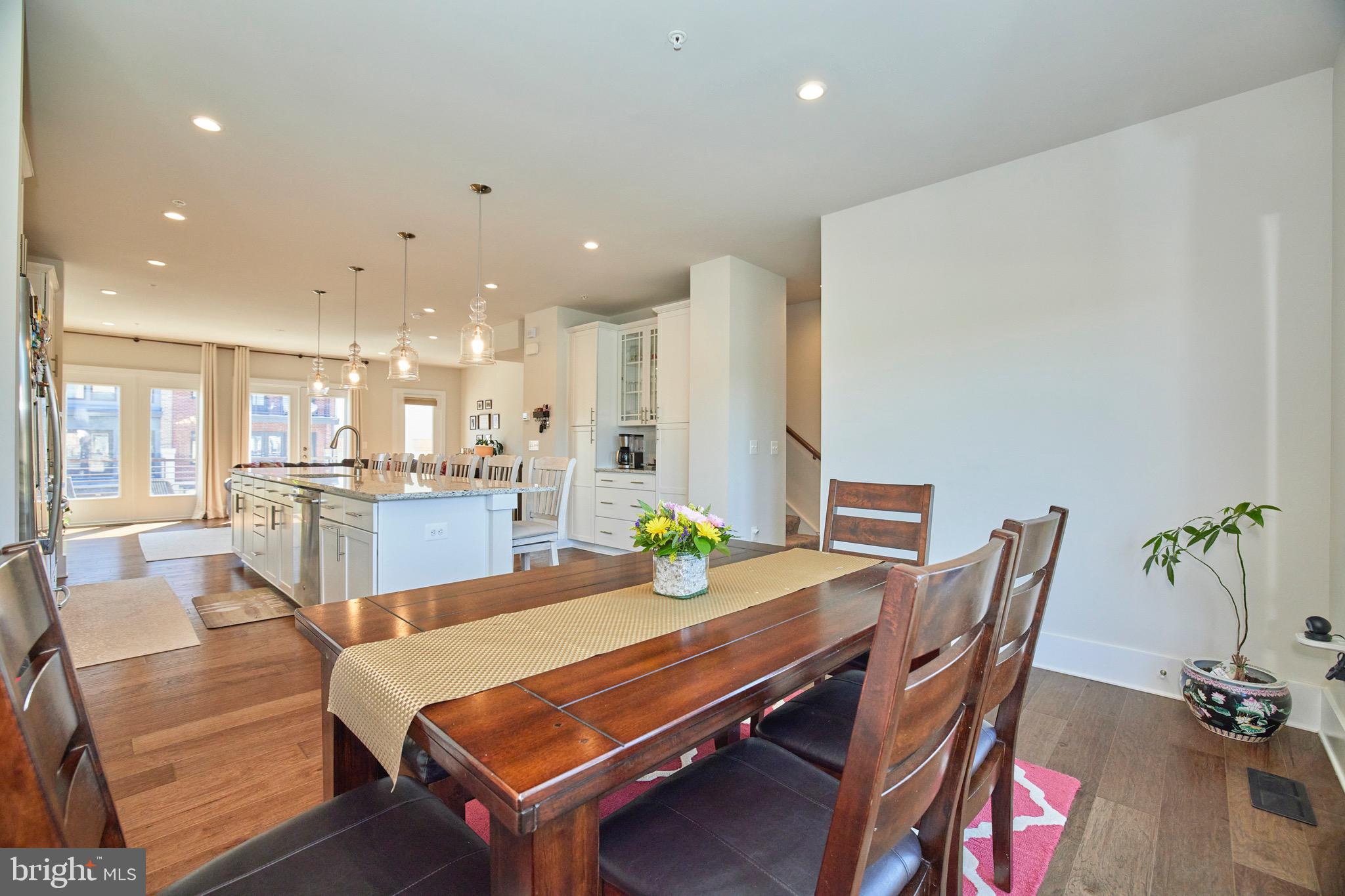 ASHBURN OVERLOOK - Residential Lease