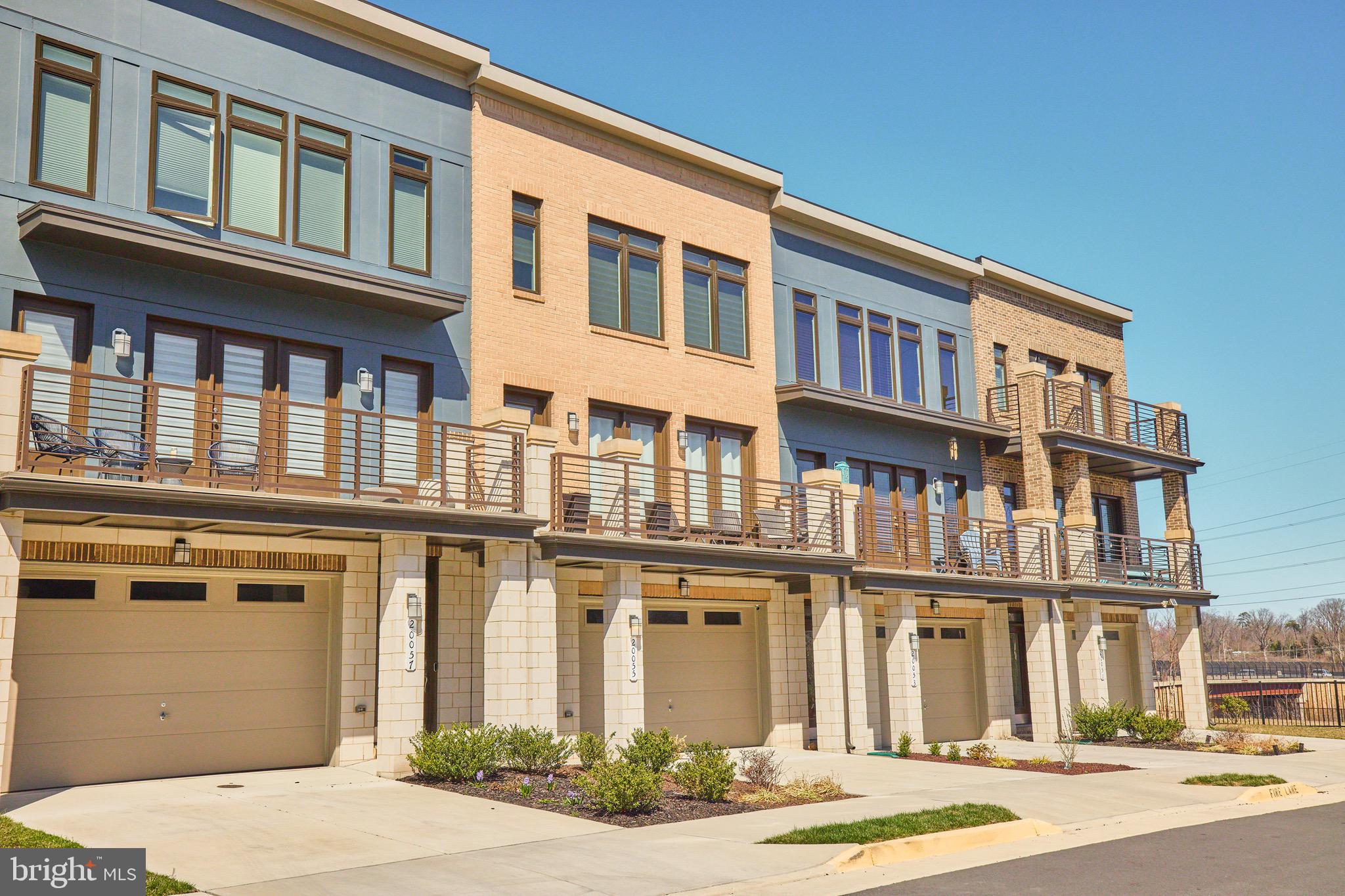 ASHBURN OVERLOOK - Residential Lease