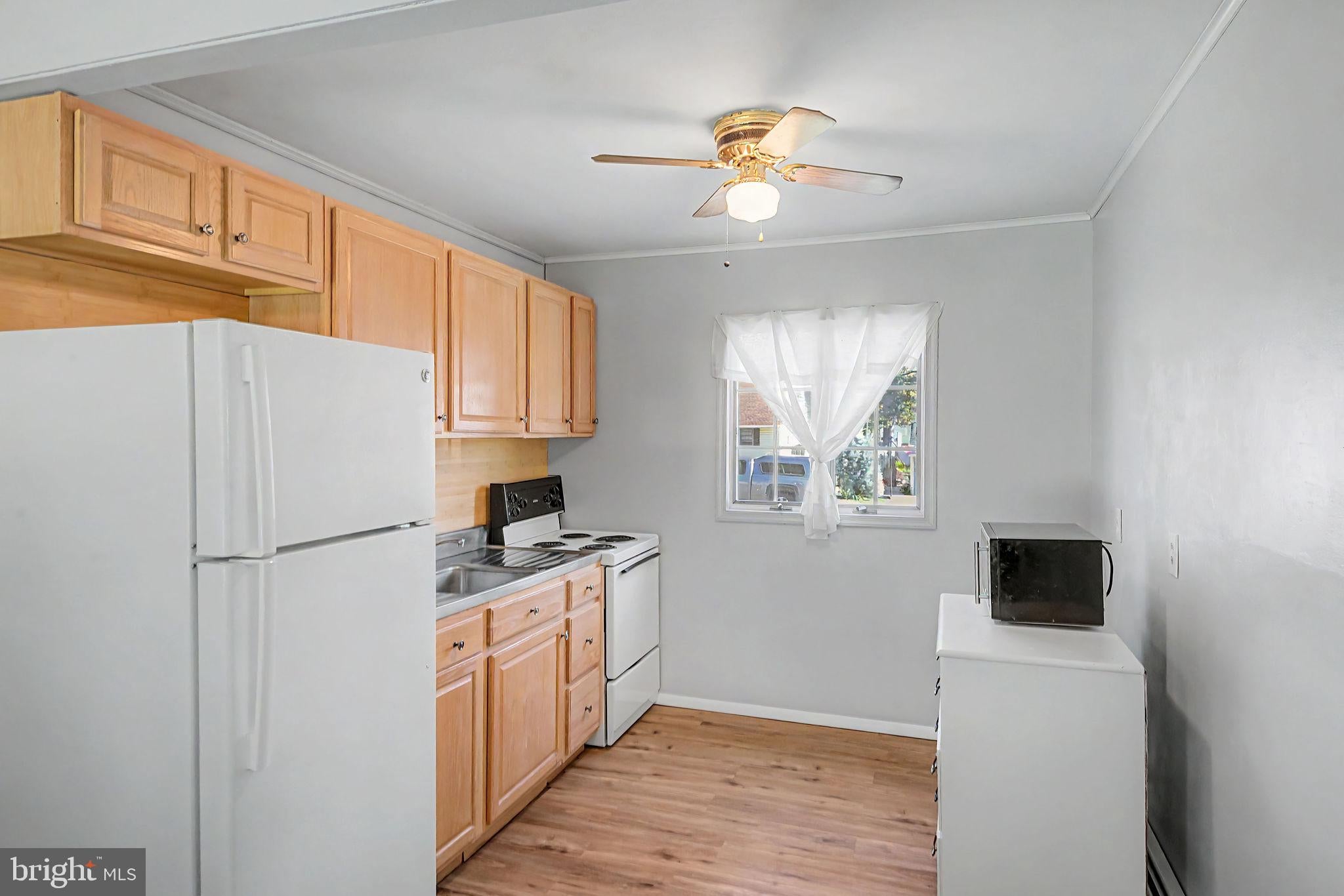 39 HICKORY LANE