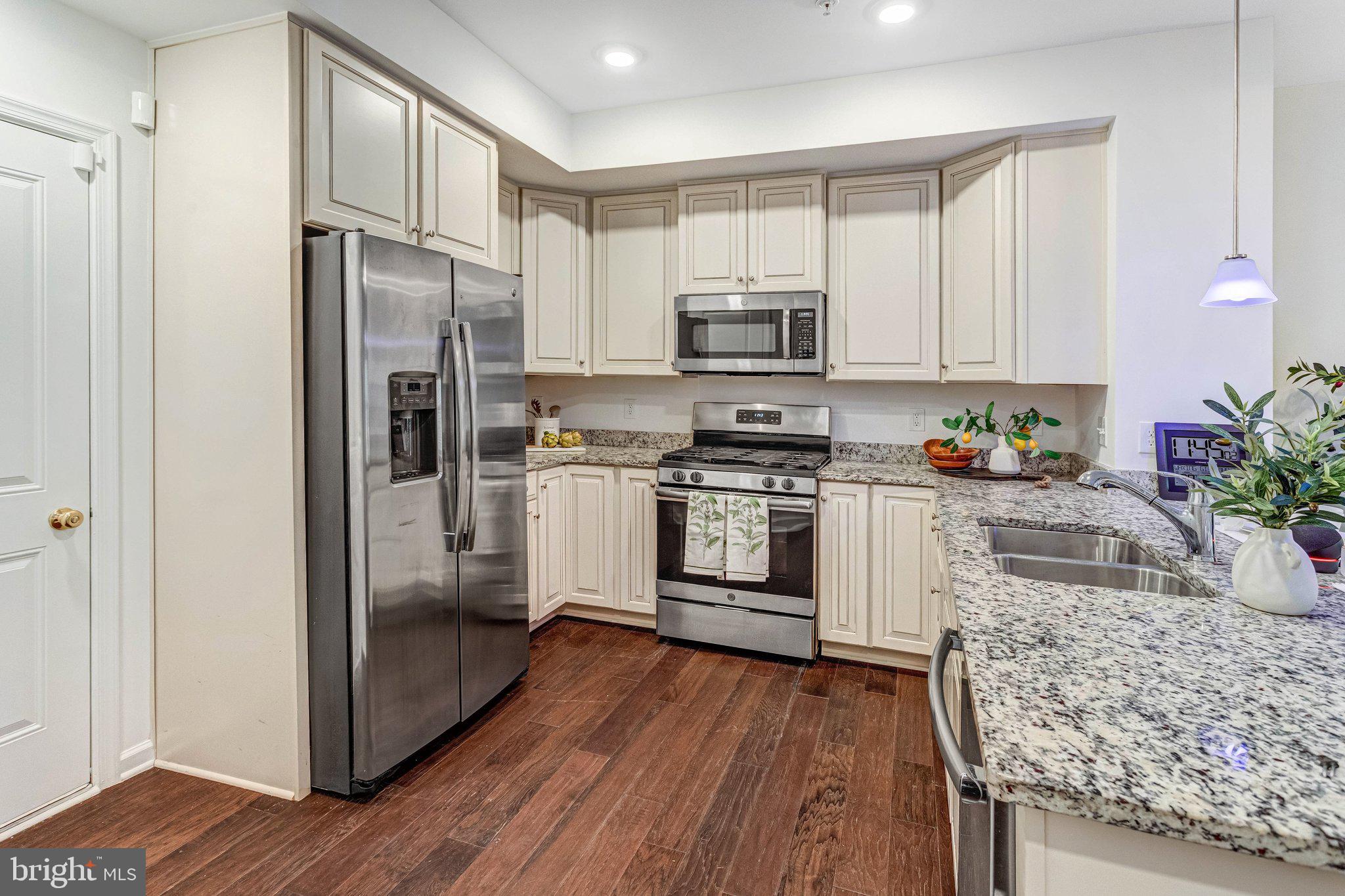 BRIARWOOD - Residential