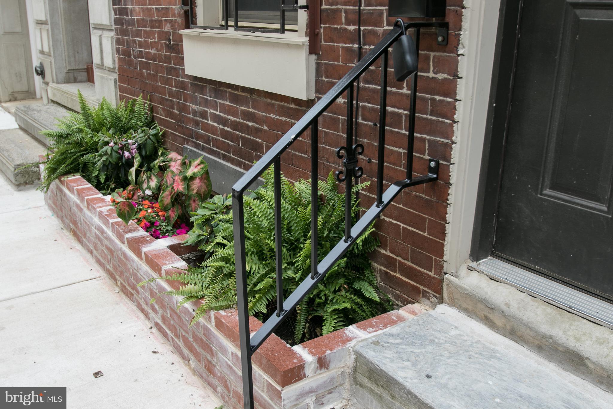 GRADUATE HOSPITAL - Residential Lease