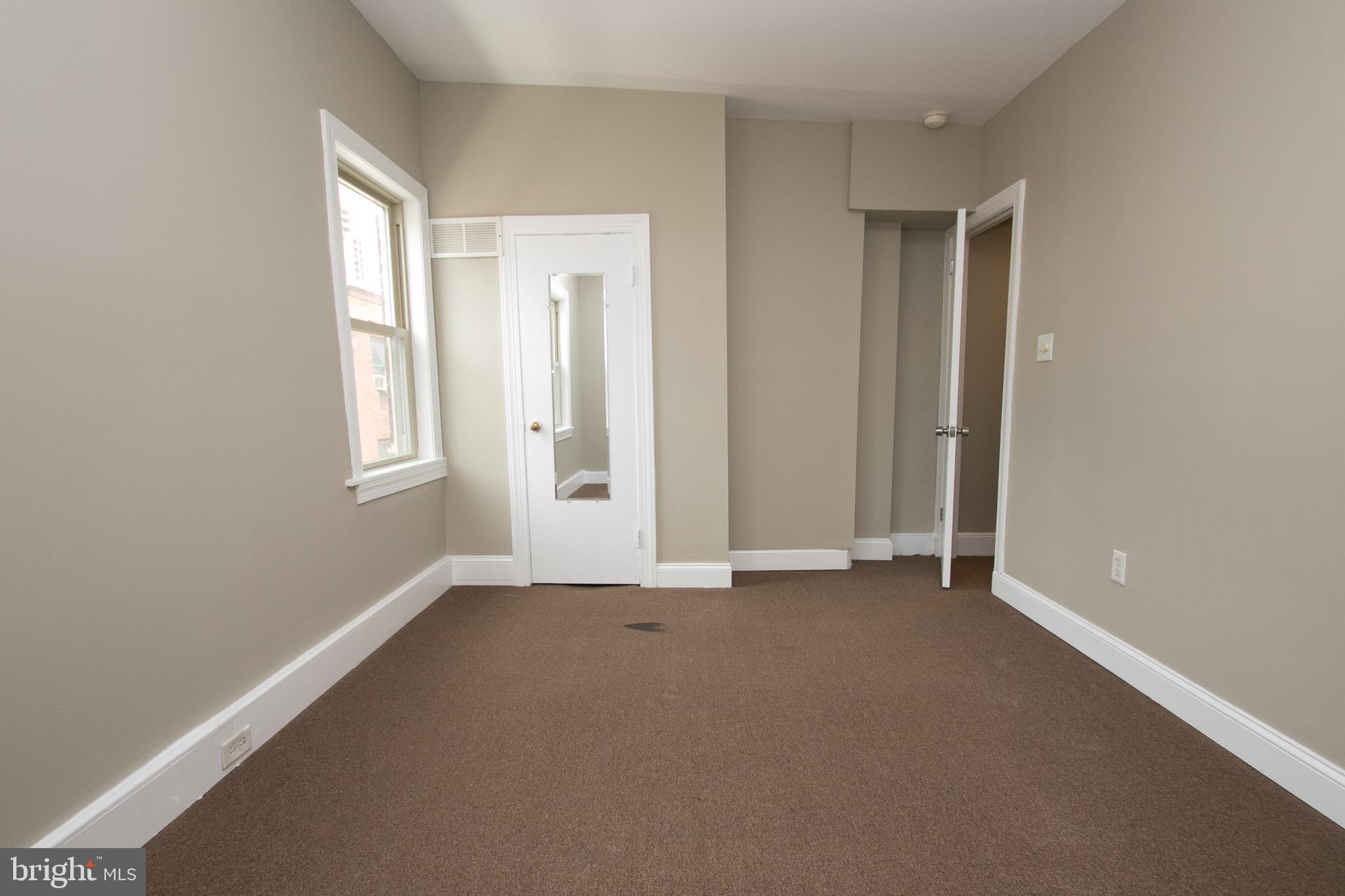 GRADUATE HOSPITAL - Residential Lease