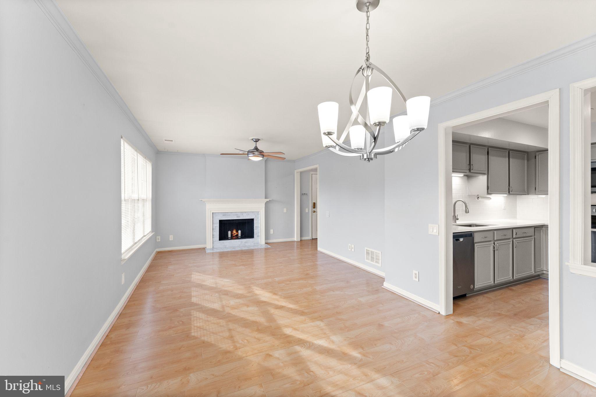 BULL RUN CONDO - Residential