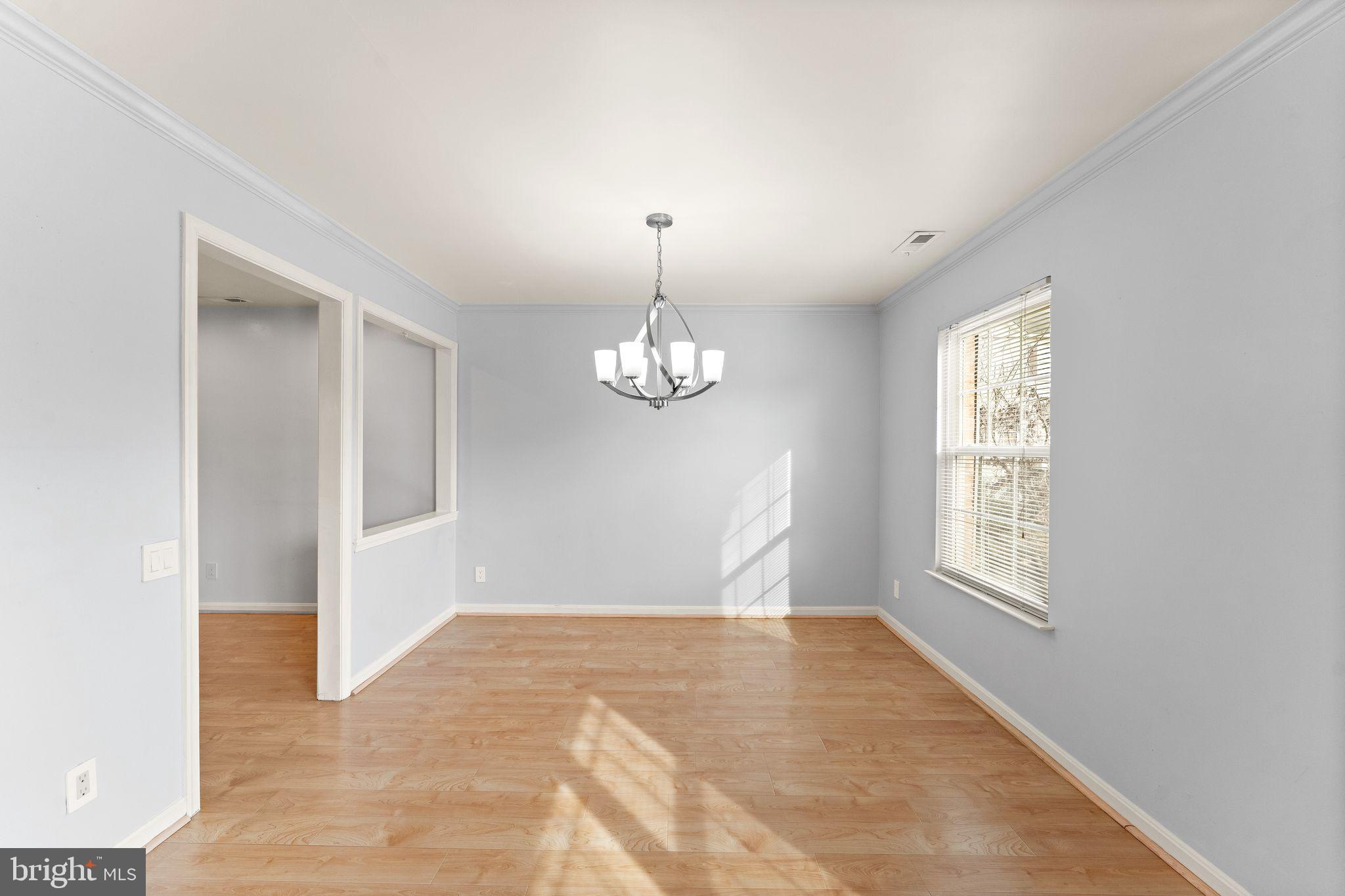 BULL RUN CONDO - Residential