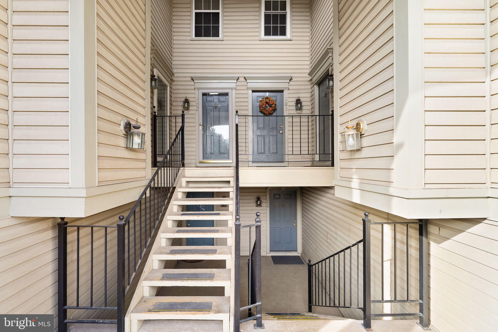 BULL RUN CONDO - Residential