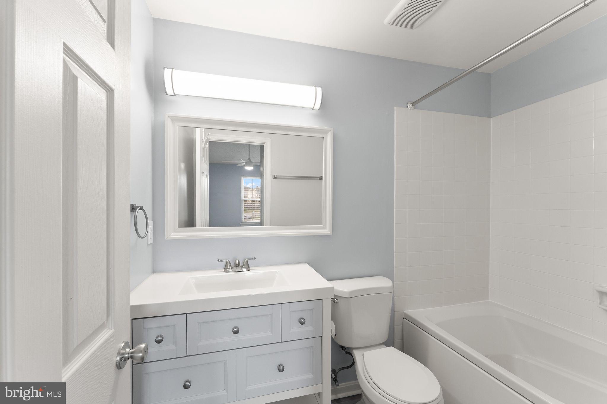 BULL RUN CONDO - Residential