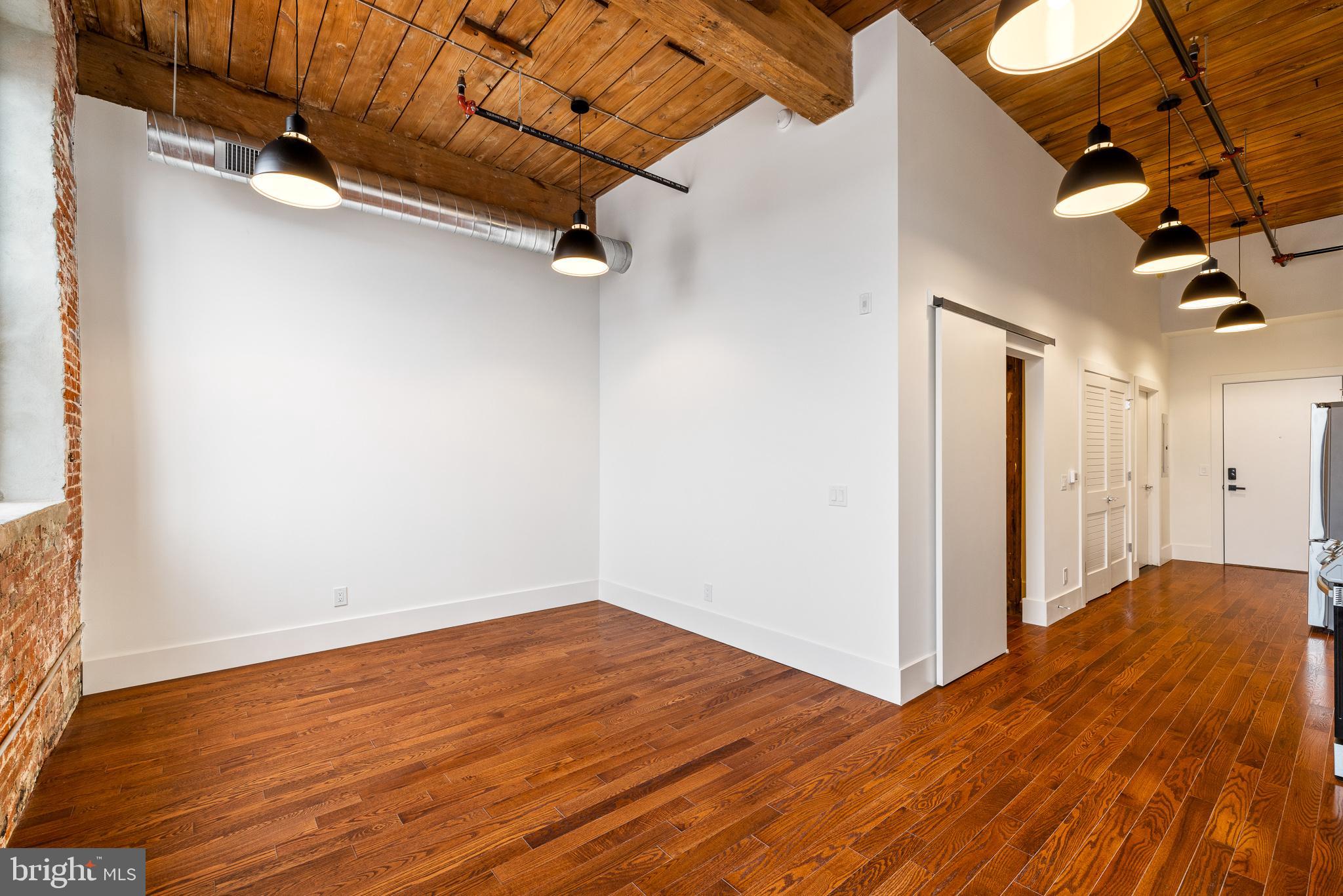 FISHTOWN - Residential Lease