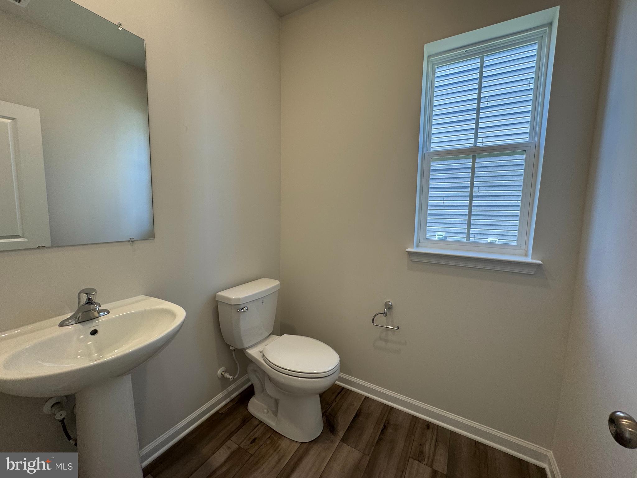 RED CLOVER MEADOWS - Residential Lease