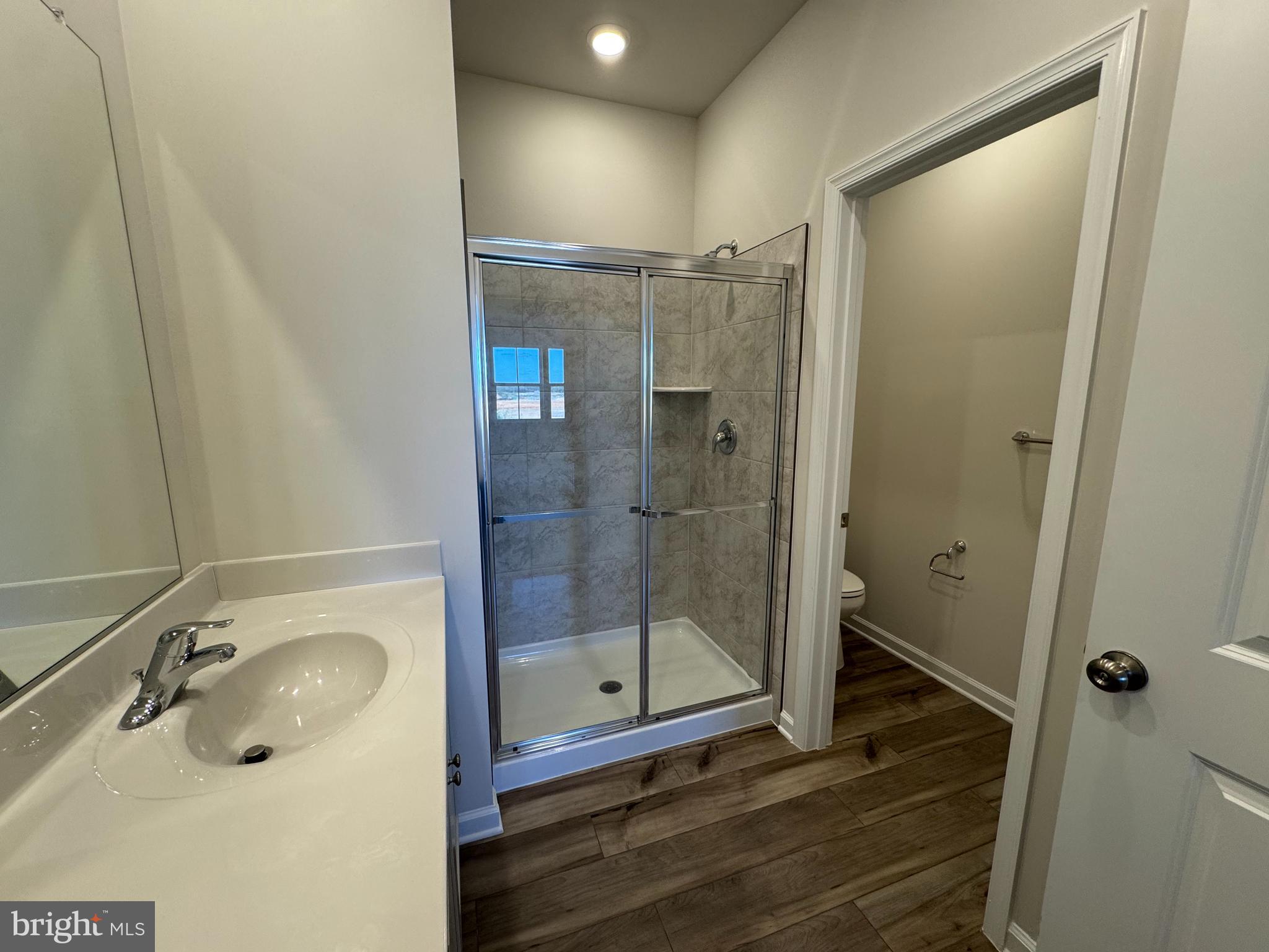 RED CLOVER MEADOWS - Residential Lease