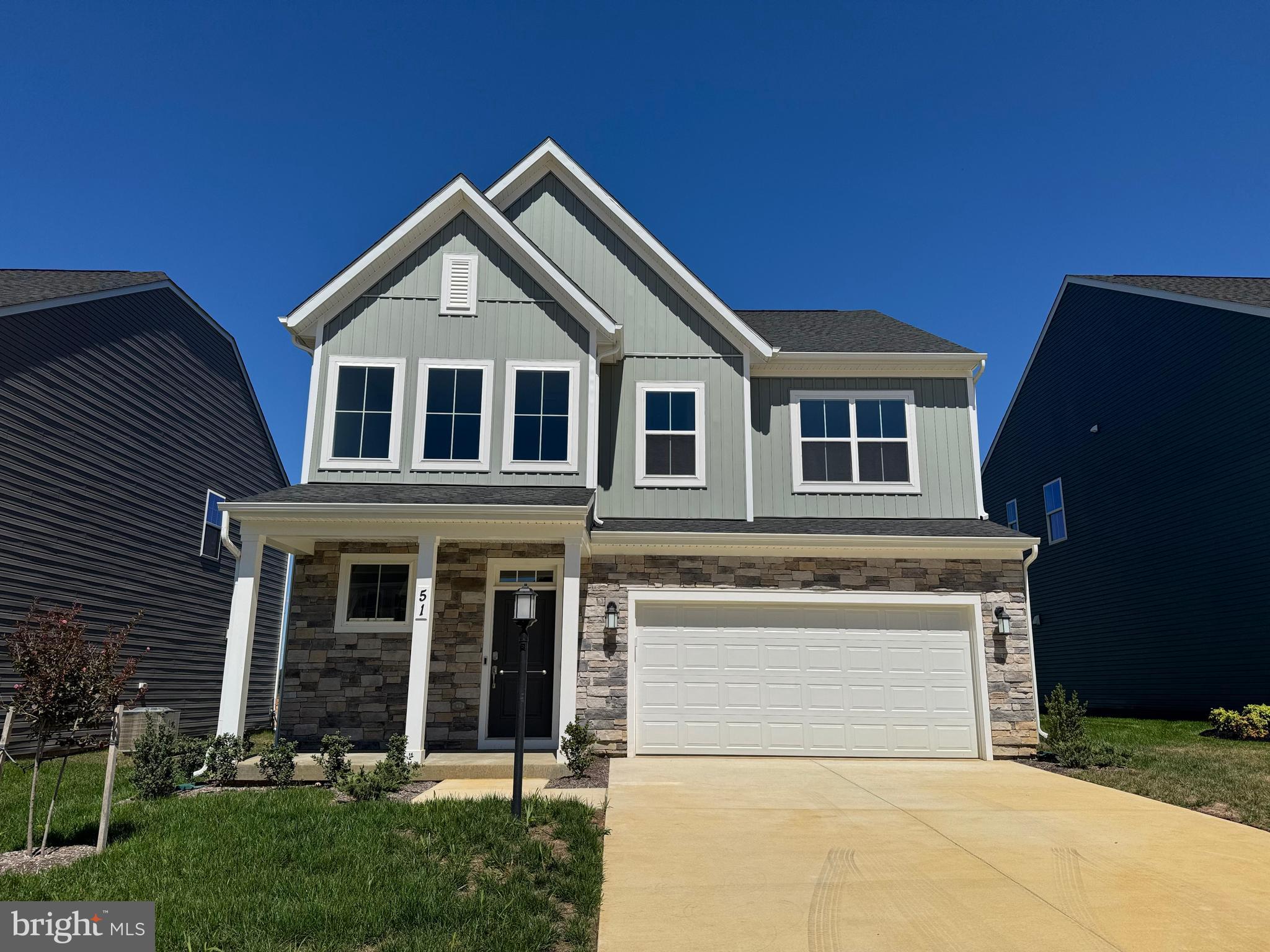 RED CLOVER MEADOWS - Residential Lease