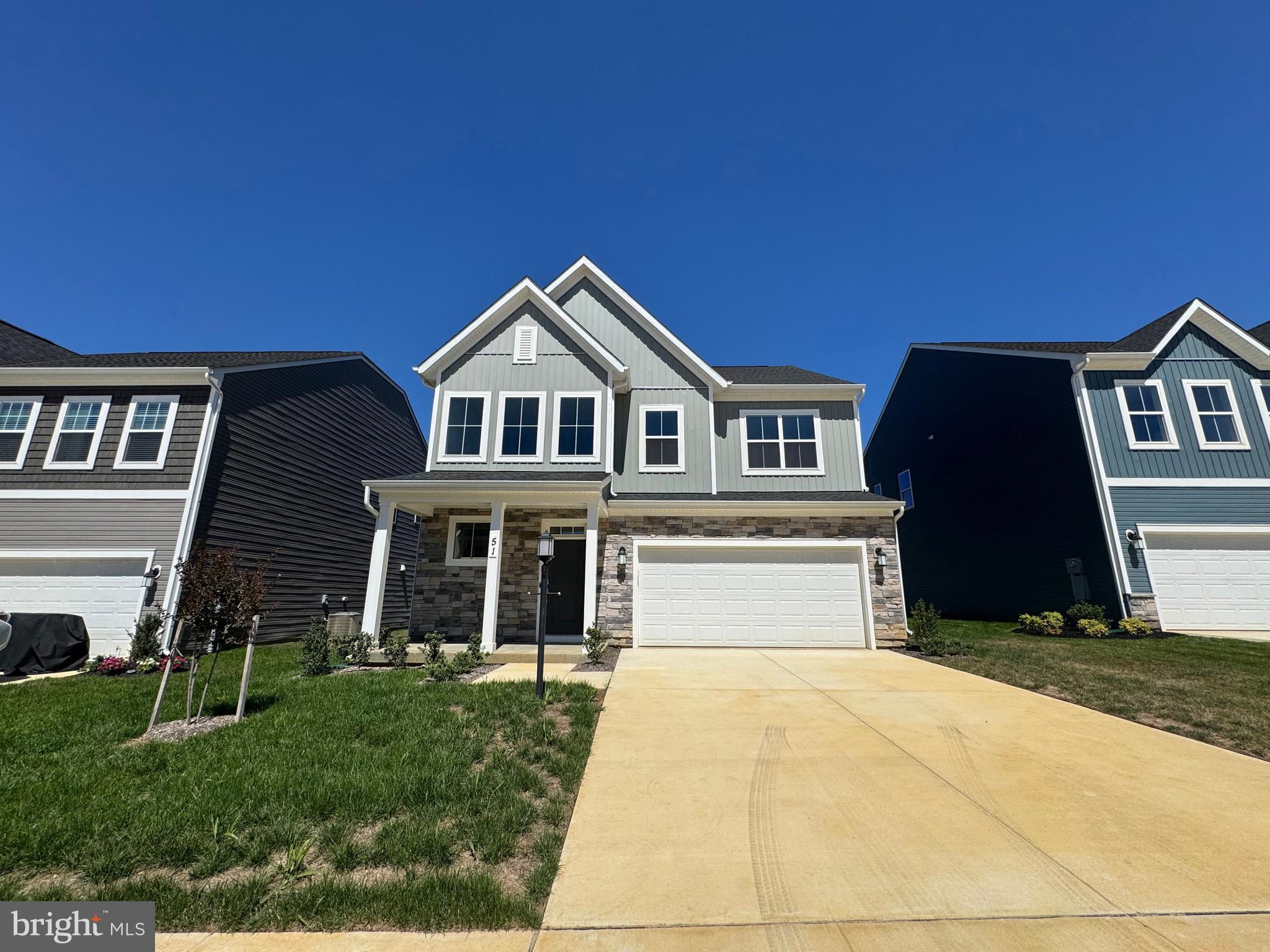 RED CLOVER MEADOWS - Residential Lease